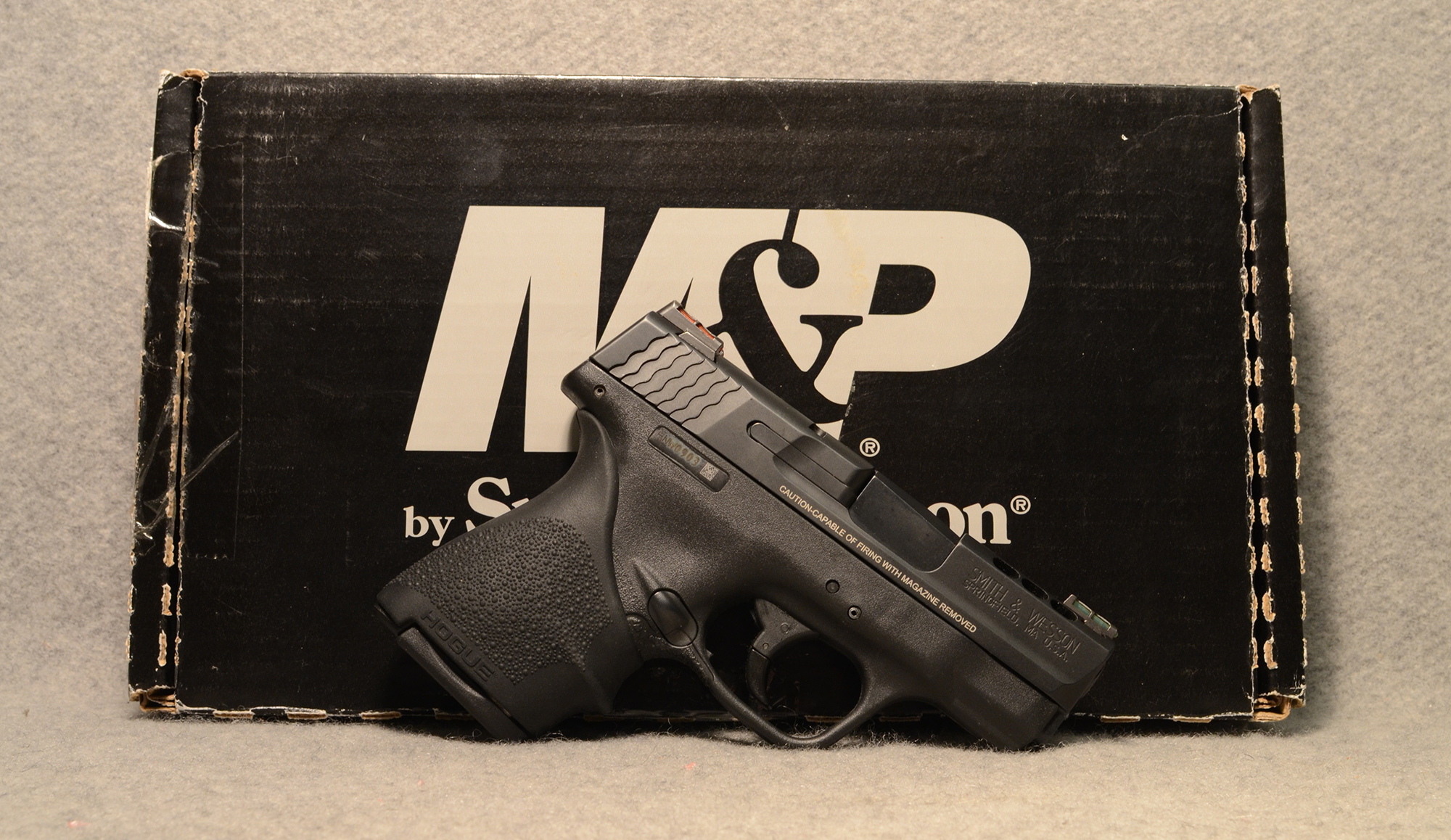 Image of Smith & Wesson ~ M&P 40 Shield ~ .40 S&W