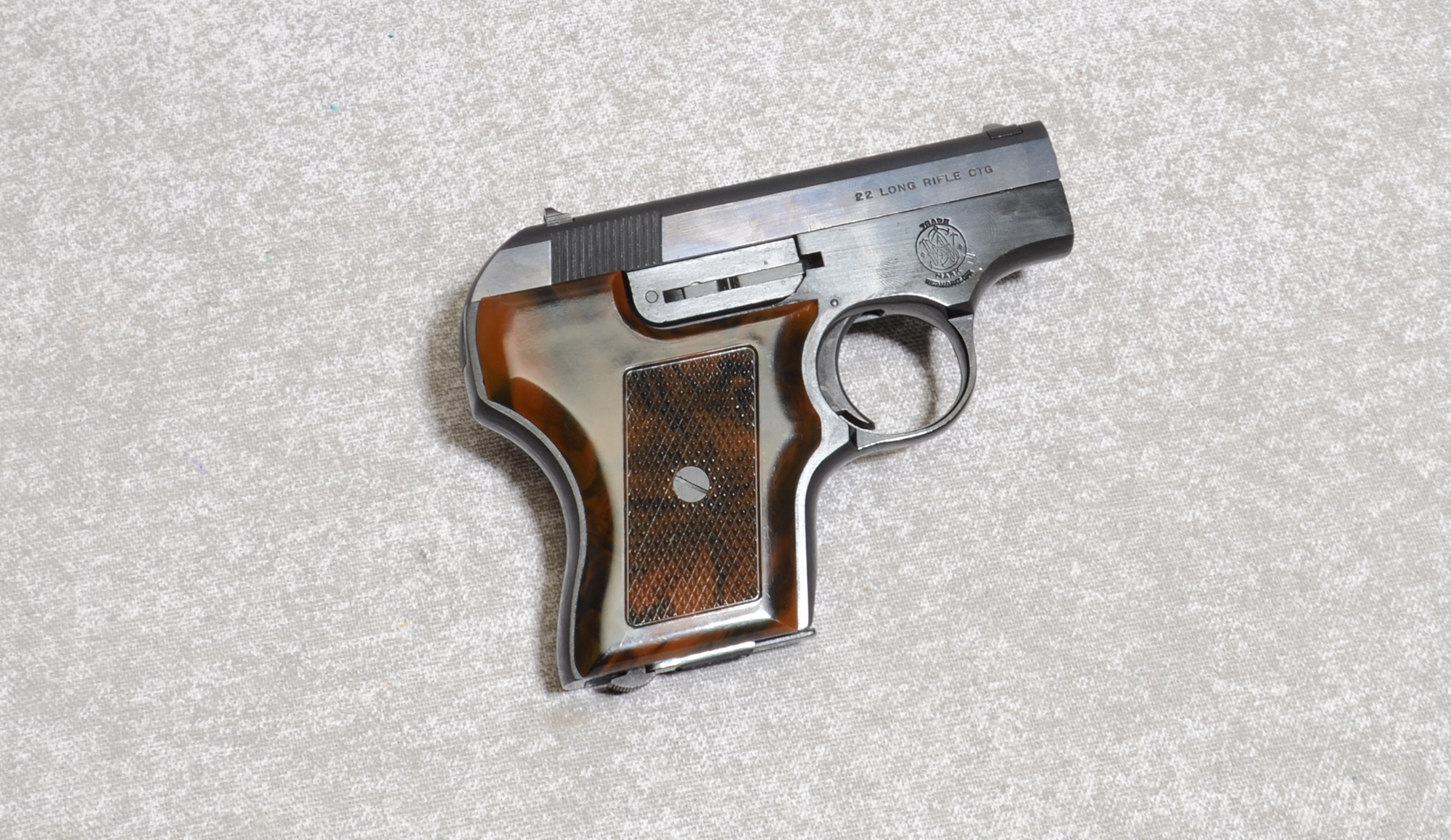 Image of Smith & Wesson Model 61-3 Pistol, .22 LR, 2.5 inch Barrel