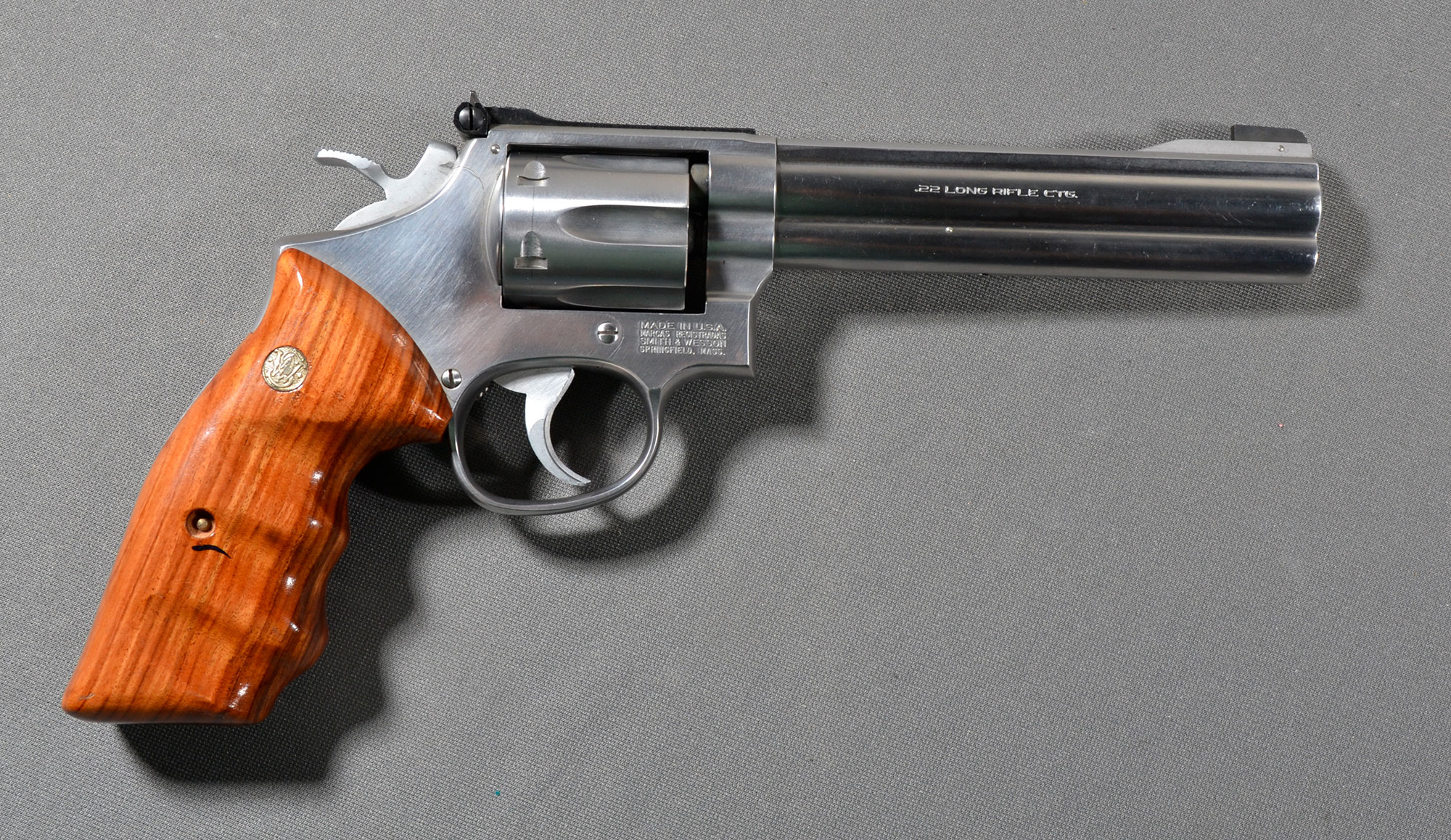 Smith &Wesson ~ 617 ~ .22 Long Rifle - Smith & Wesson