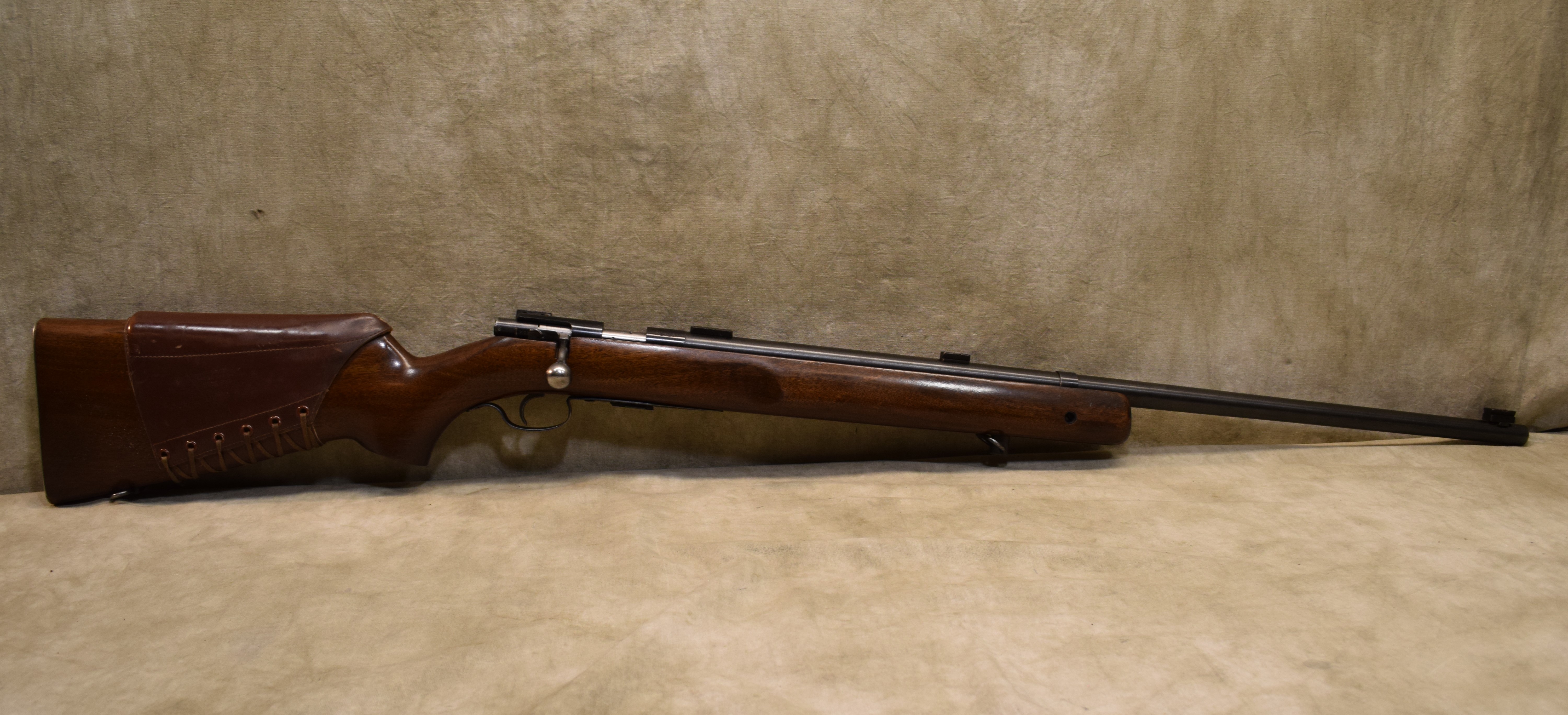 Winchester~75~. 22 Long Rifle - Winchester
