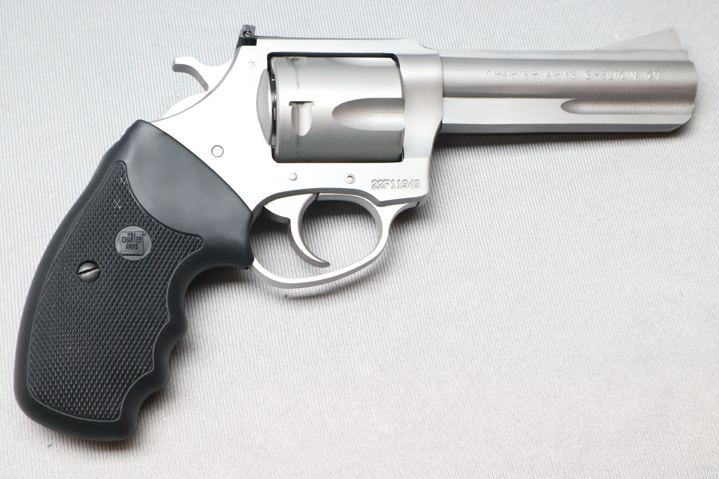 Image of Charter Arms ~ Pit Bull ~ .40 S&W