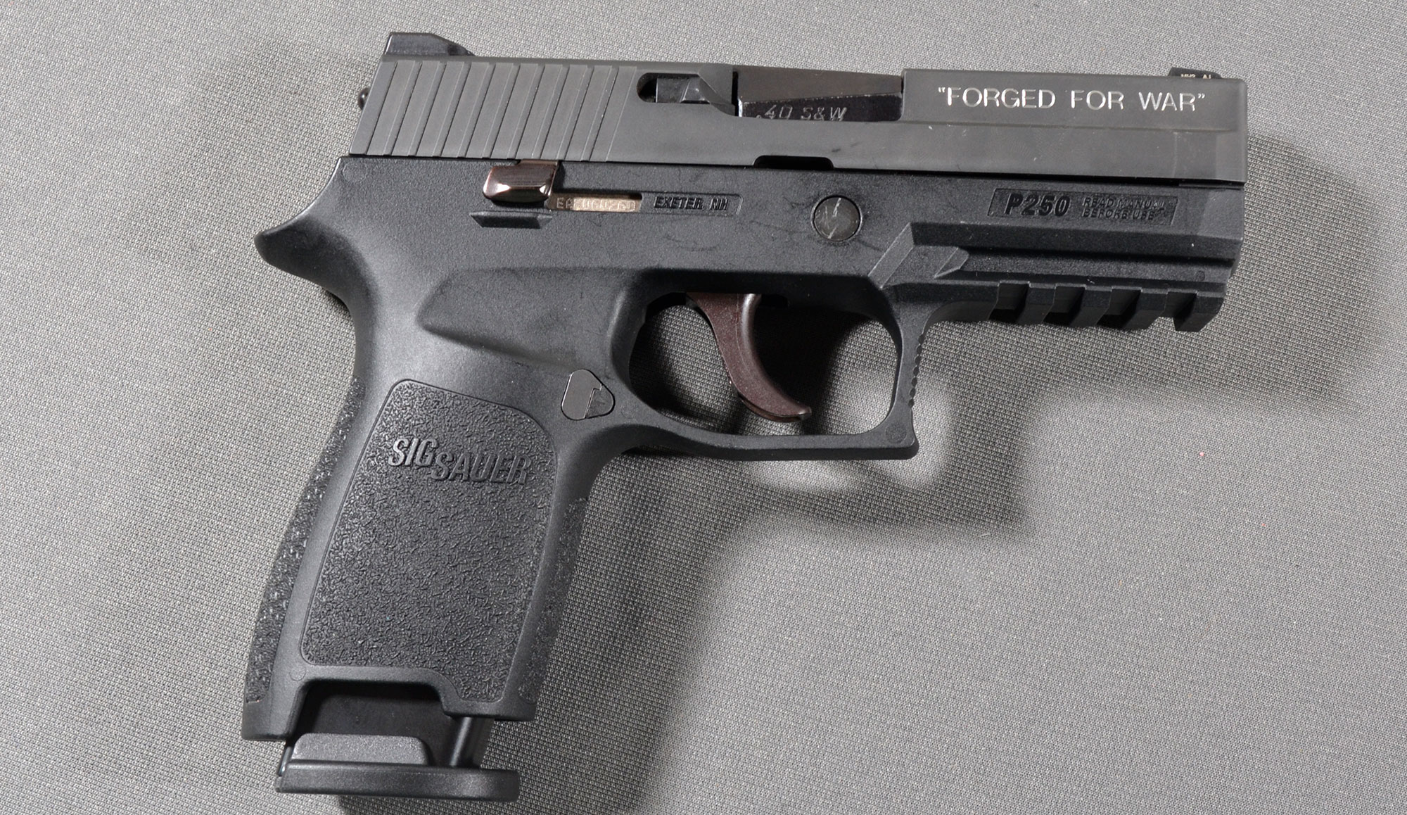 SIG Sauer ~ P250 ~ .40 S&ampW - Sig Sauer