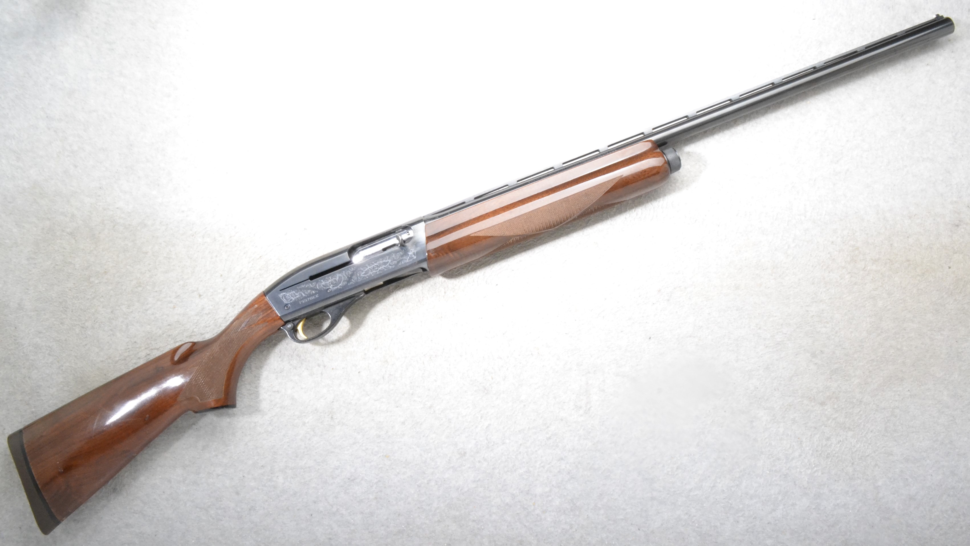 Remington ~ 11-87 Premier ~ 12 Gauge - Remington