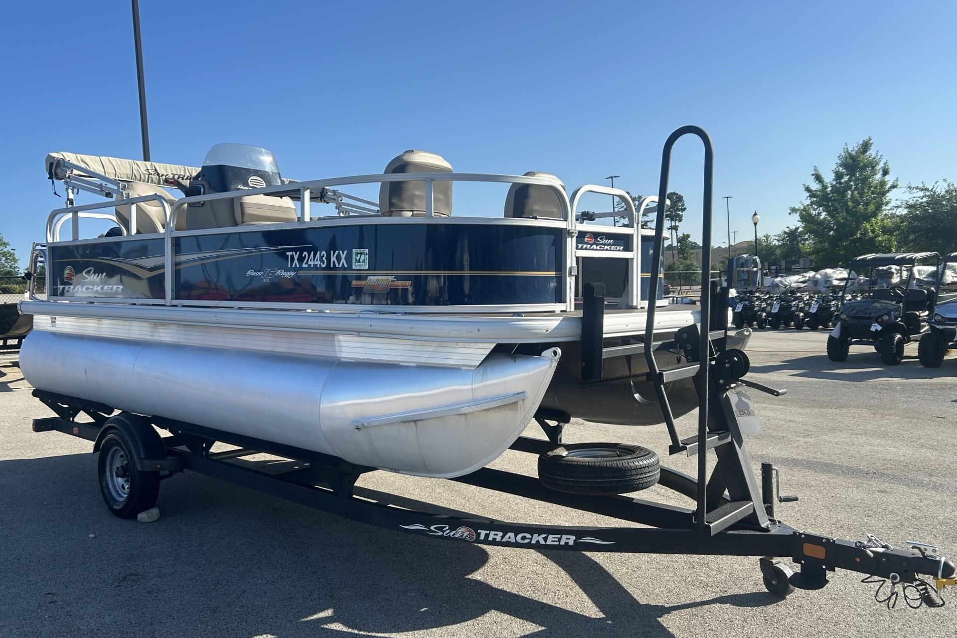 Image of Pre-Owned 2023 Sun Tracker Bass Buggy 16 XL Select