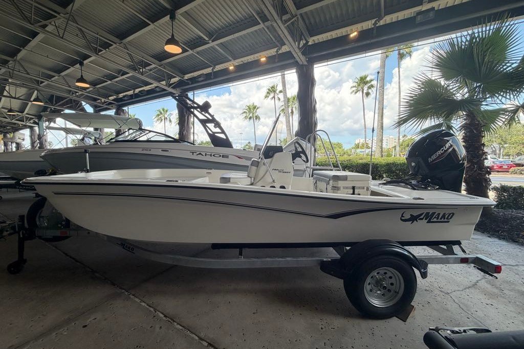  2026 MAKO PRO SKIFF 15 CC - $26899.00 at Bass Pro Shops