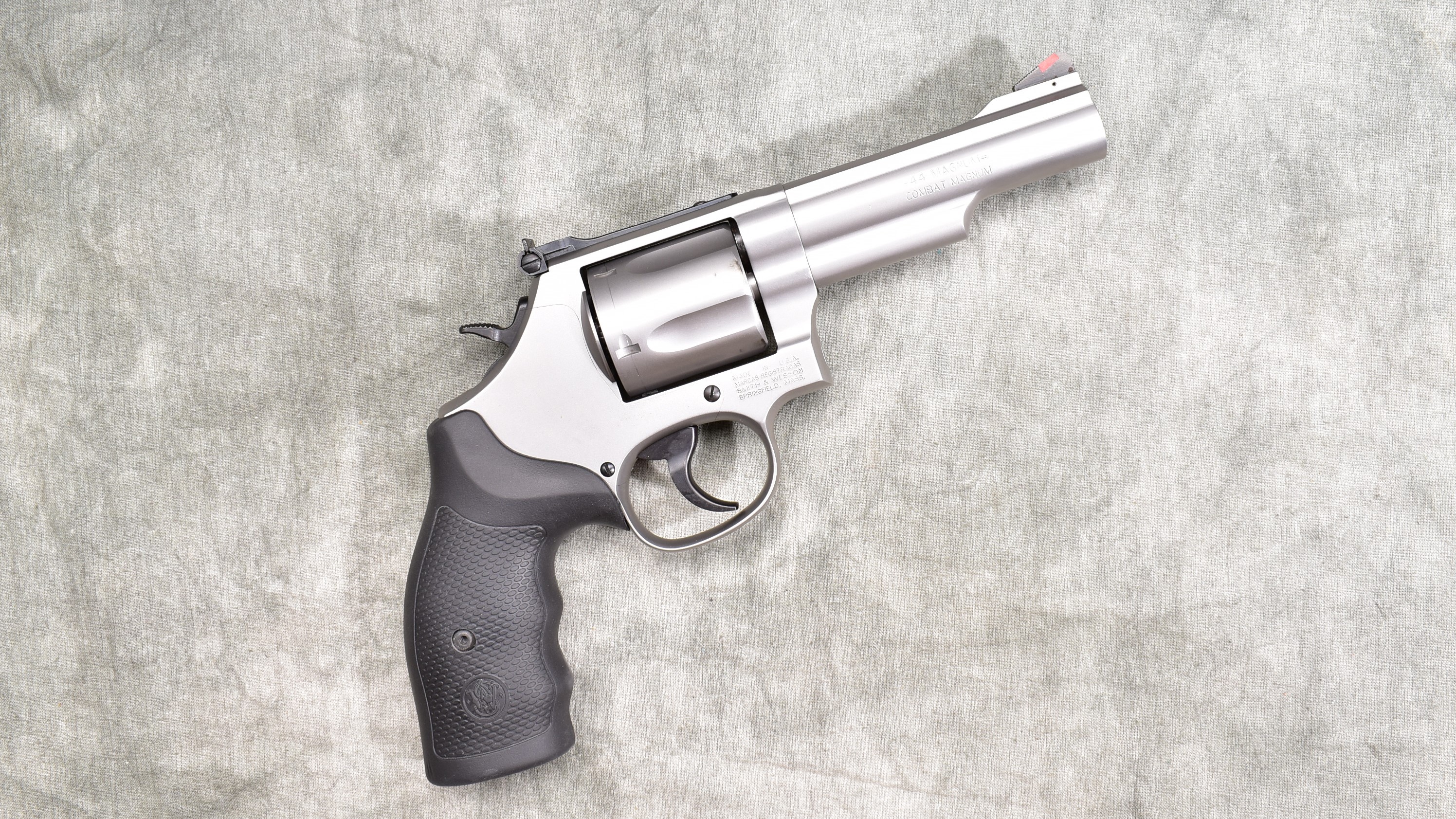 Smith &Wesson ~ 69 ~ .44 Magnum - Smith & Wesson