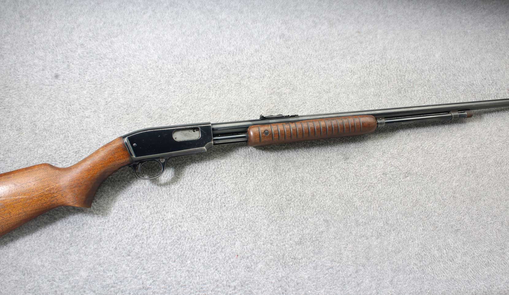 Winchester ~ Model 61 ~ .22 S, L or LR - Winchester