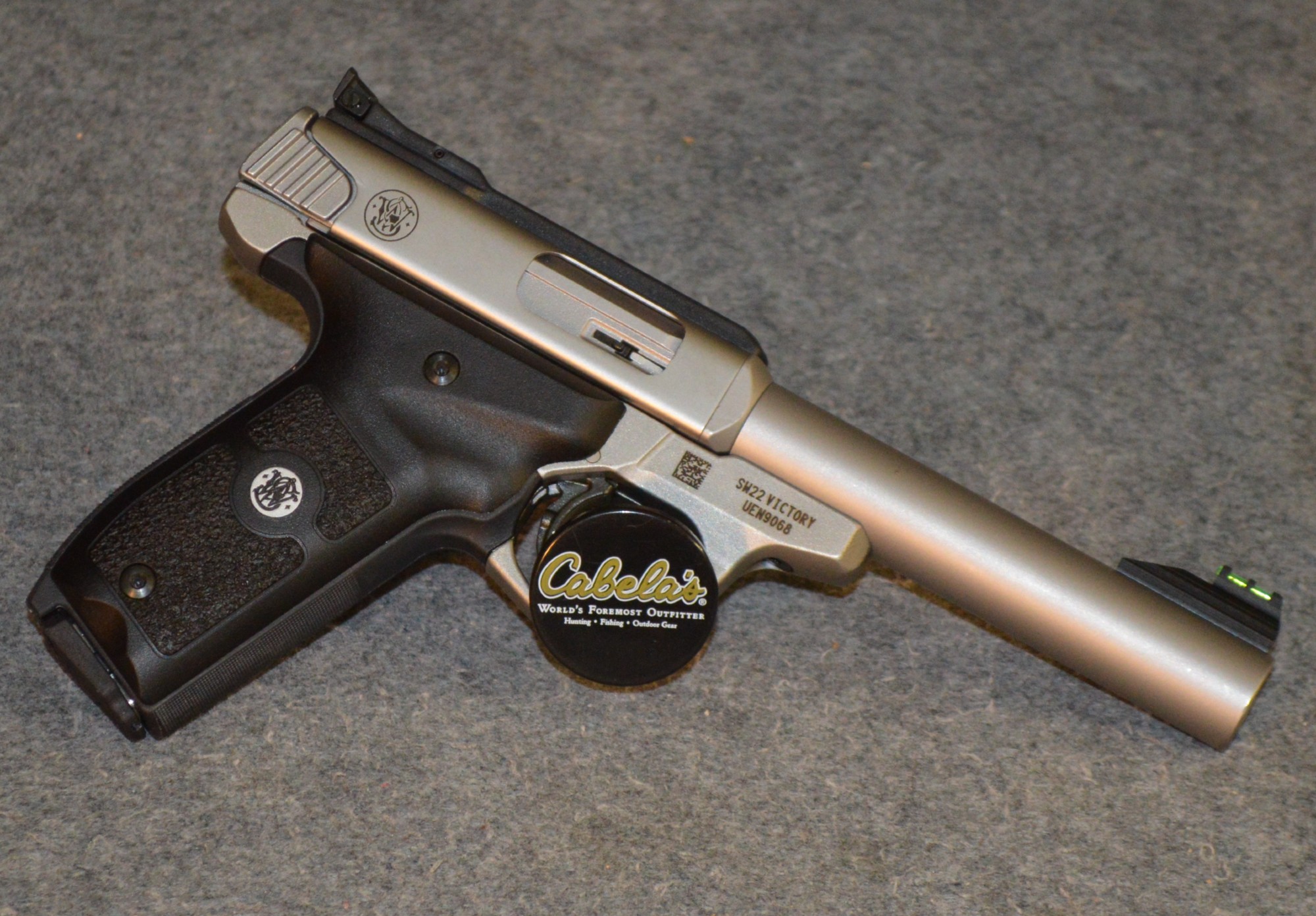 Image of Smith & Wesson ~ SW22 Victory ~ .22 LR
