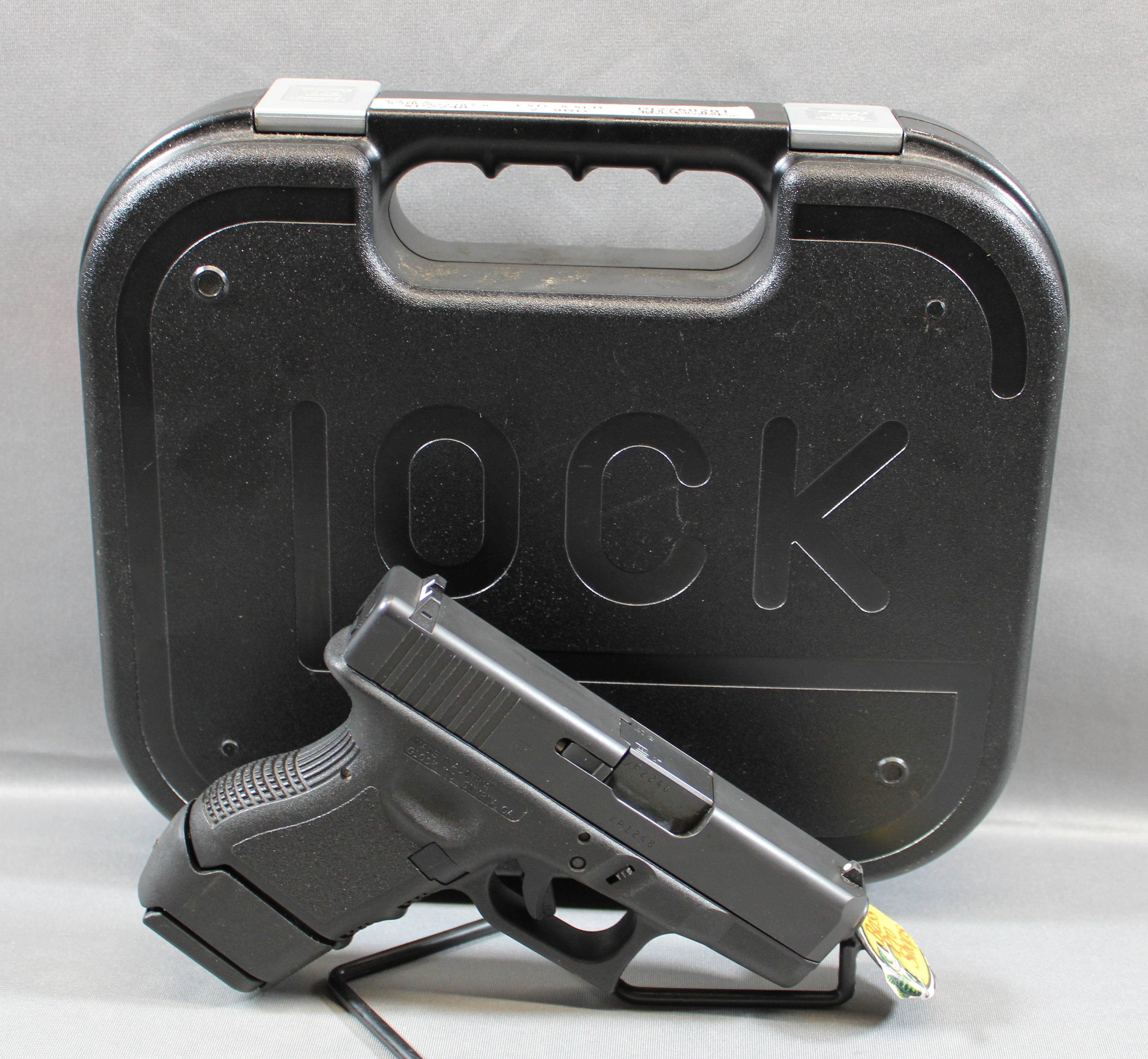 Image of Glock ~ 27 ~ .40 S&W