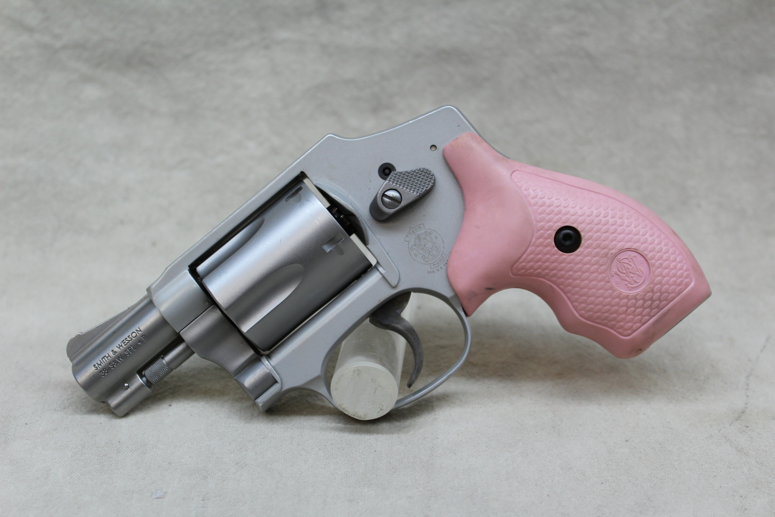Image of Smith & Wesson 642-2 ~ .38 S&W SP ~