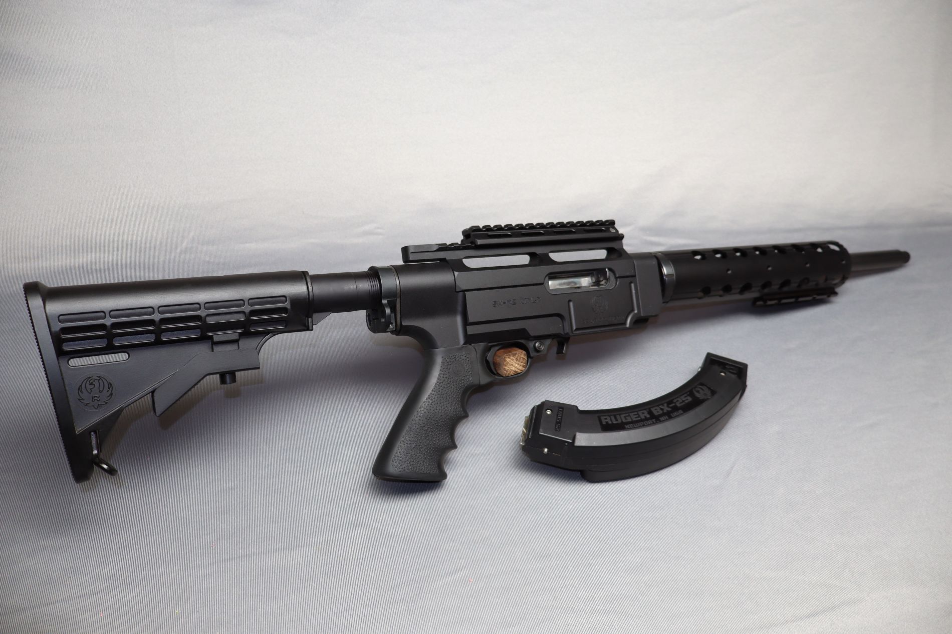 Image of Ruger ~ SR-22 ~ .22 Long Rifle
