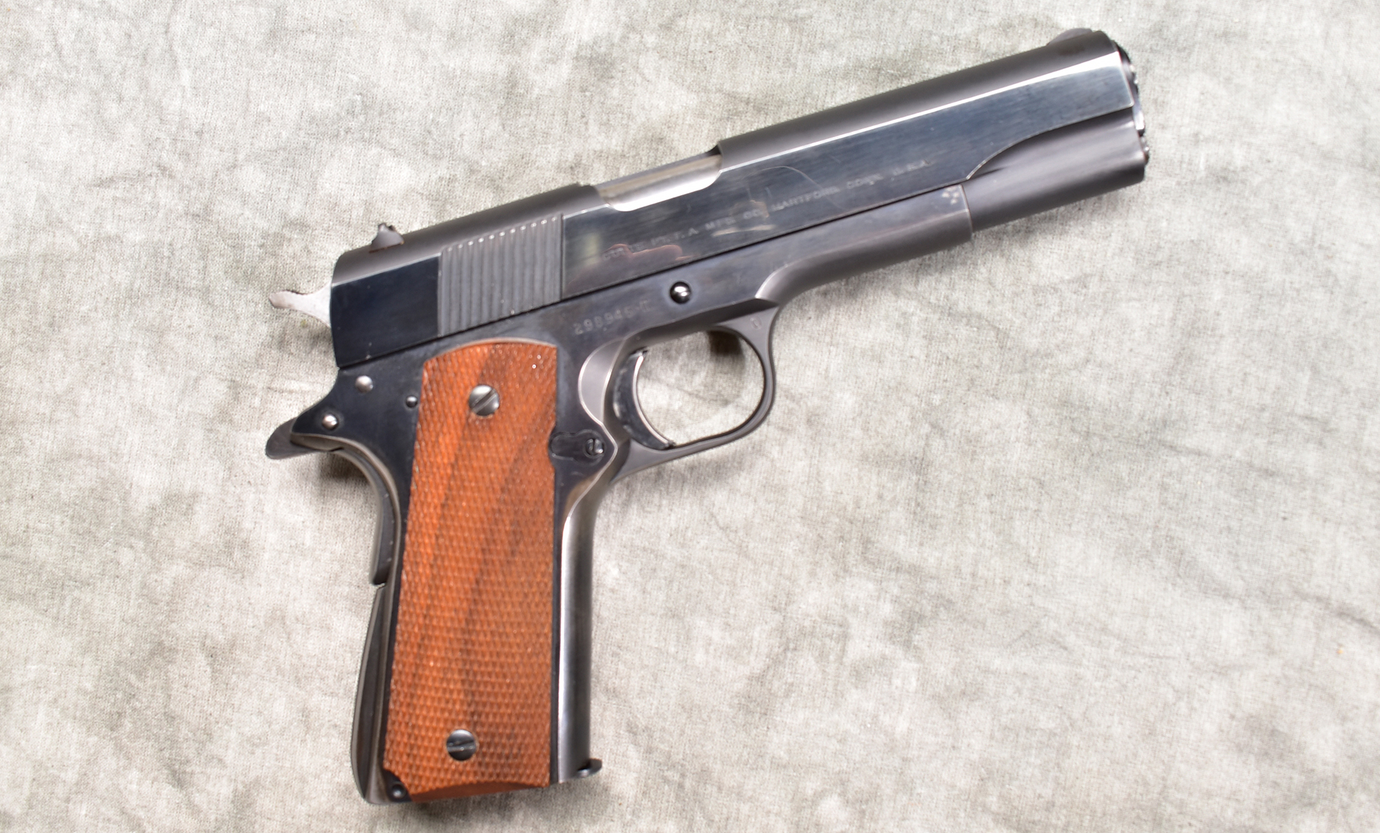 COLT ~ GOVERNMENT ~ .45 AUTO - Colt