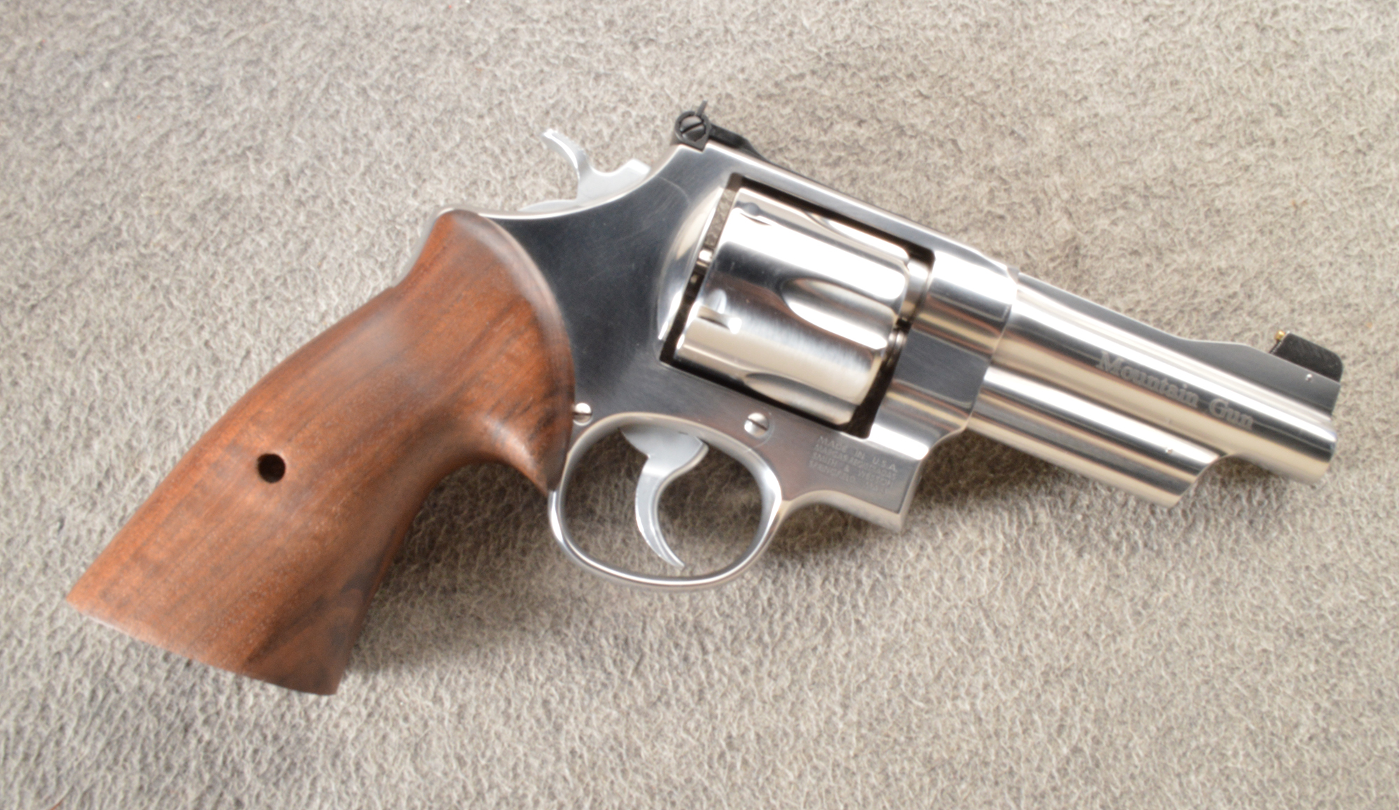 Image of Smith & Wesson ~ 610-4 Mountain ~ 10mm Auto