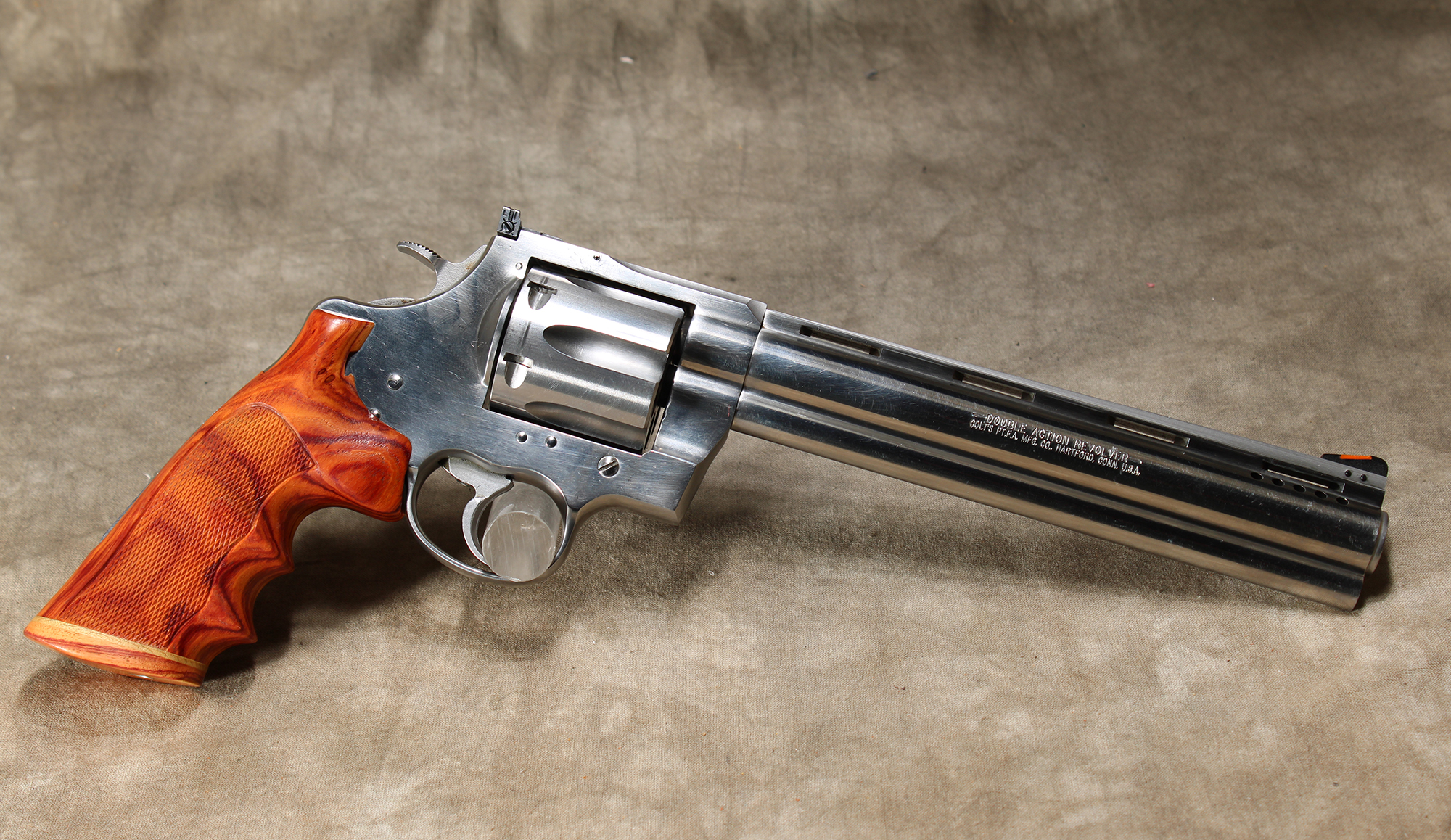 Image of Colt - Anaconda - 44 Magnum