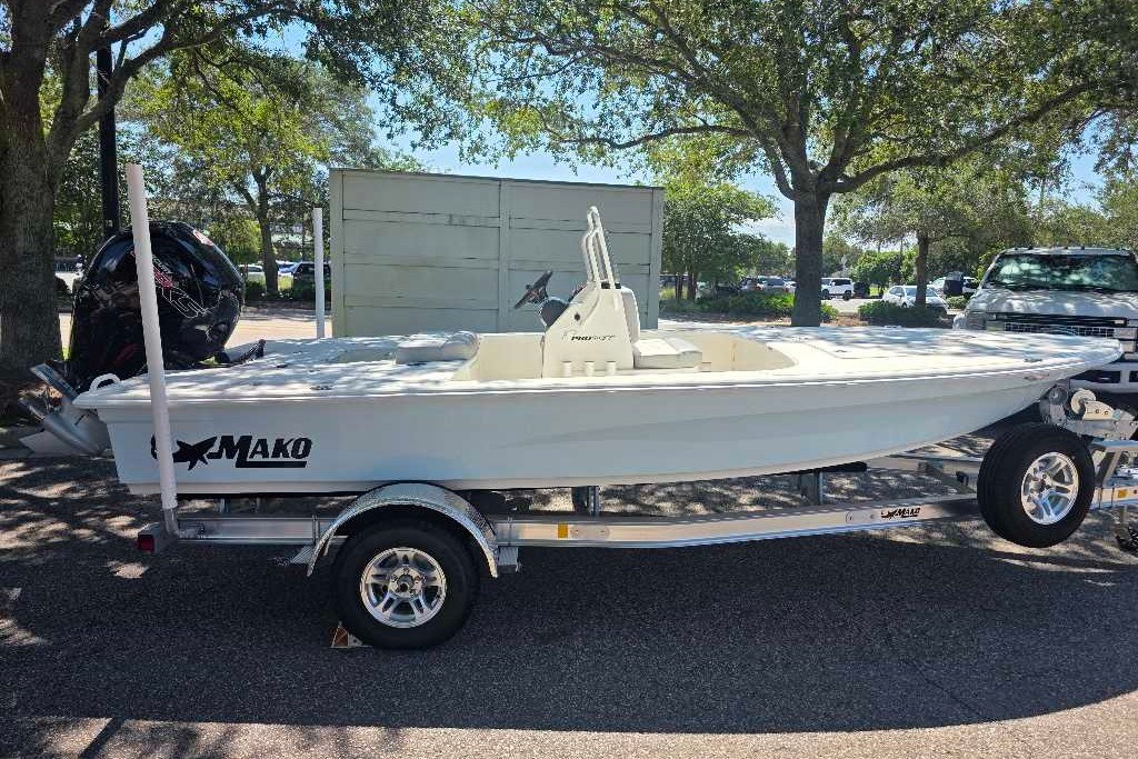  2026 MAKO 18 PRO SKIFF - $45680.00 at Bass Pro Shops