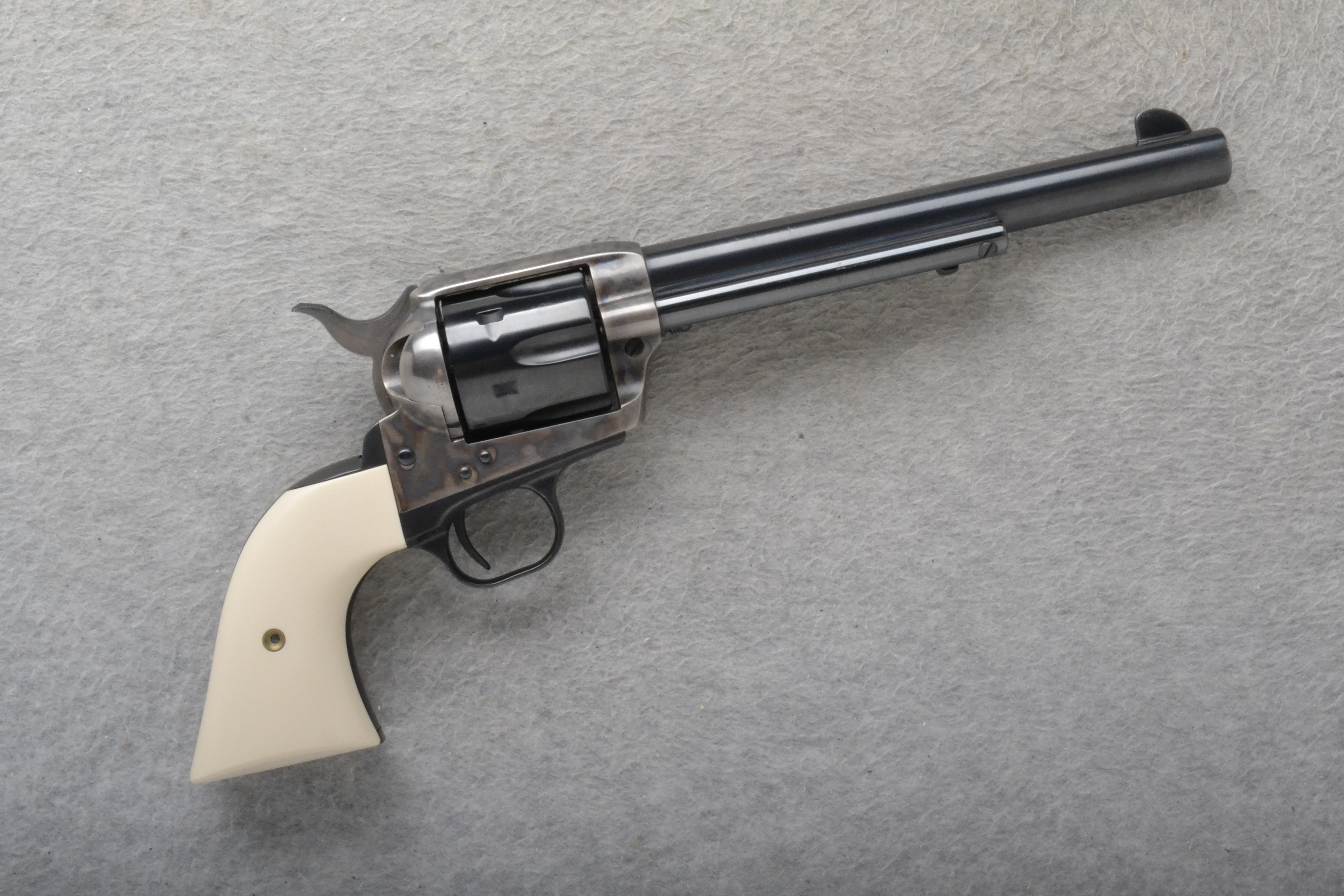 Colt ~ Single Action Army ~ .45 Colt - Colt