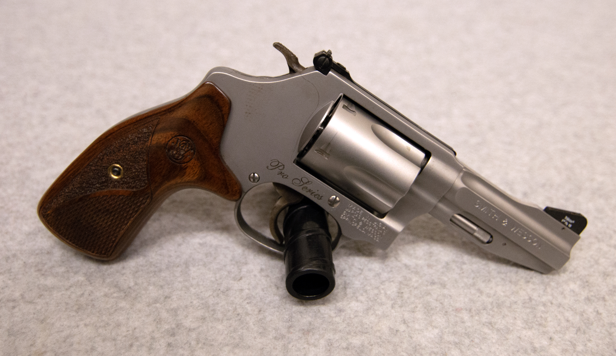 Image of Smith & Wesson ~ 60-15 Pro Series ~ .357 Mag