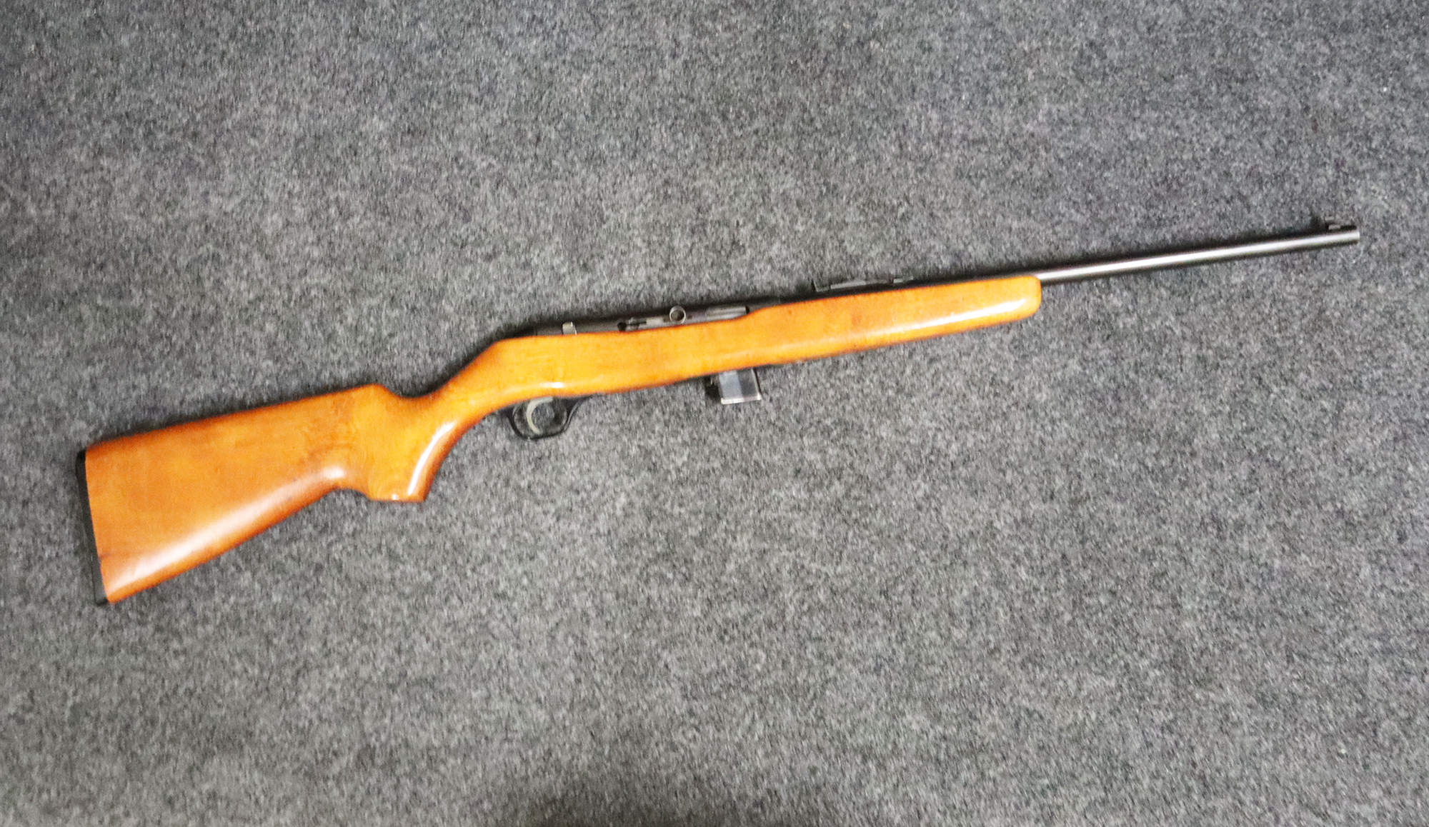 Image of O. F. Mossberg (New Haven) ~ Model 250C ~ 22 Short, Long, and Long Rifle
