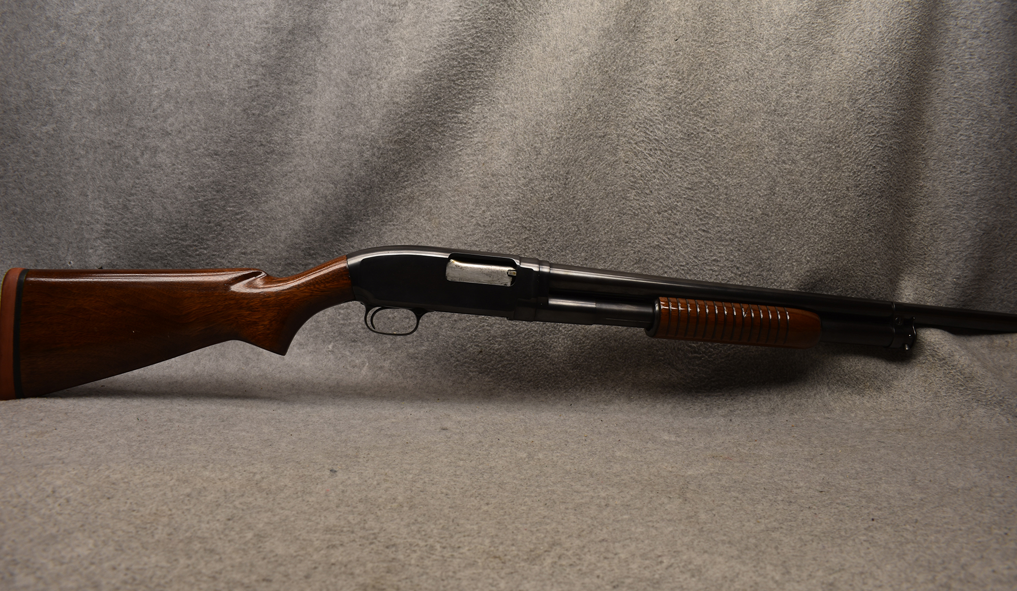 Winchester ~ Model 12 ~ 12 Gauge - Winchester
