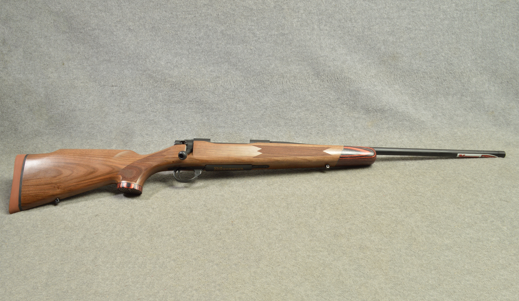 Image of Howa ~ 1500 Super Deluxe ~ .270 Win
