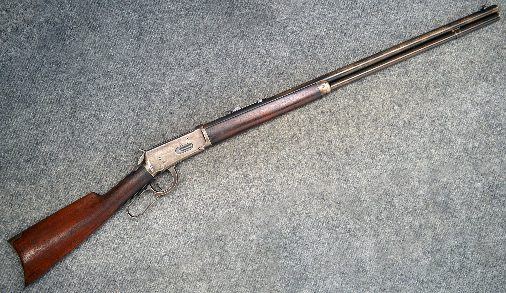 Winchester ~ 1894 ~ .38-55 Win - Winchester