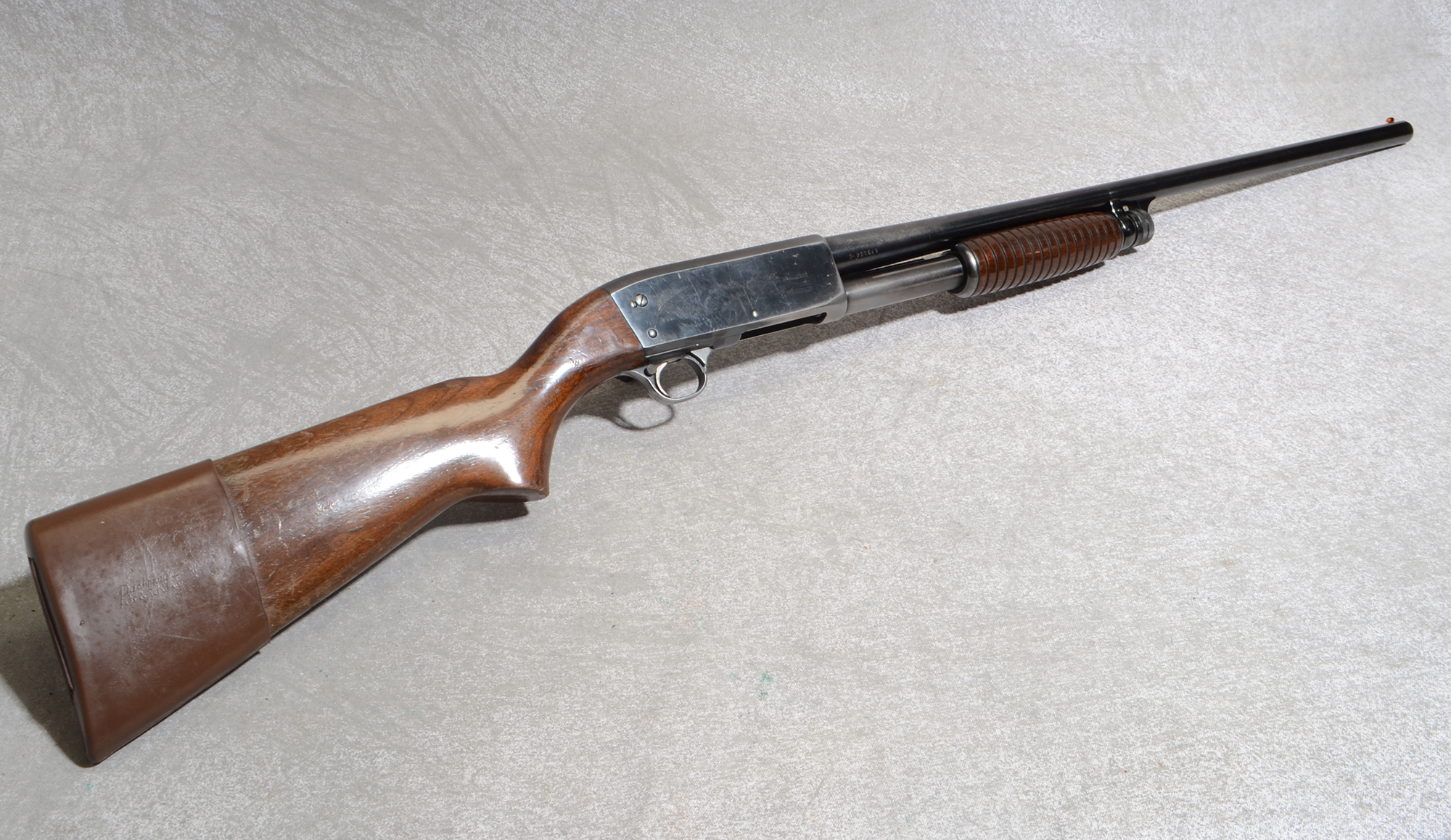 Image of Ithaca 37 Featherweight Shotgun, 12 Gauge, 25.5 inch Barrel