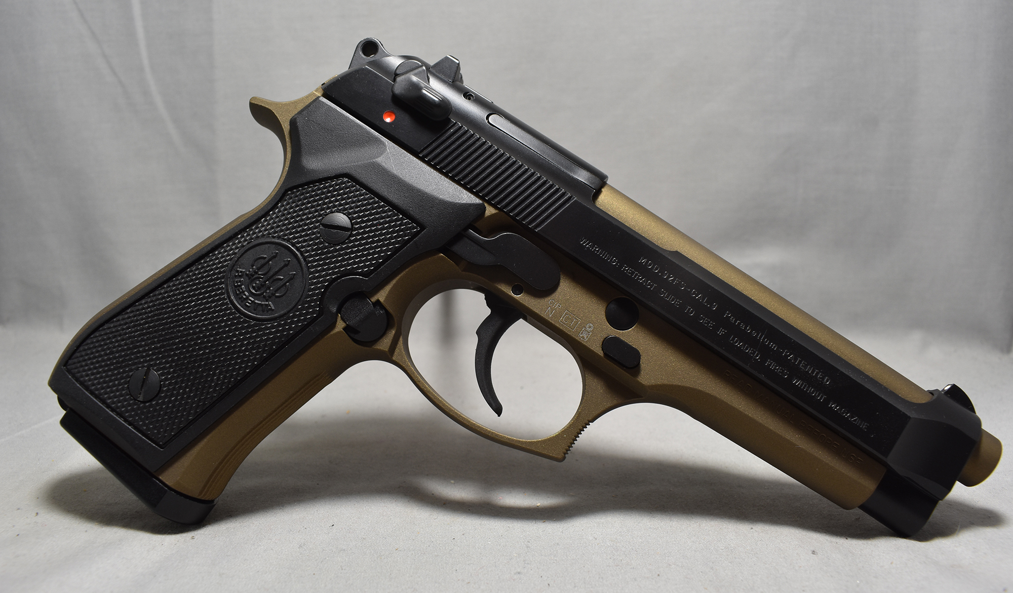 Image of Beretta ~ Model 92FS ~ 9mm Parabellum