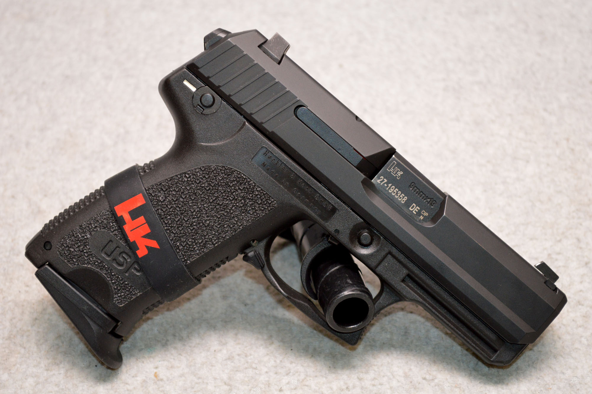 Image of HK ~ USP Compact ~ 9mm Luger