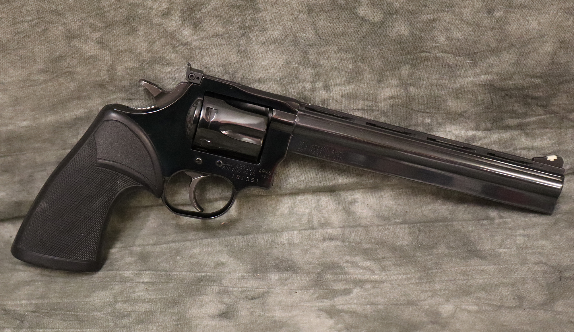 Dan Wesson~15-2 VH8~.357 Magnum - $749.99 at Bass Pro Shops