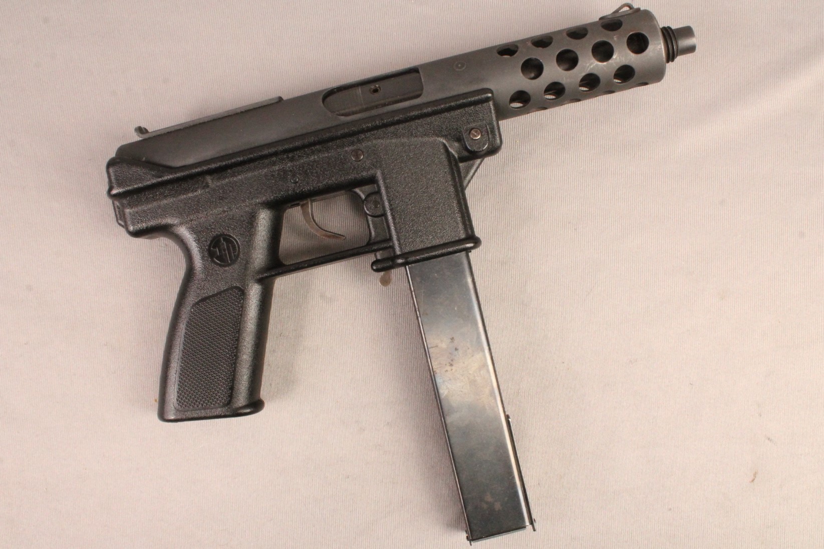 Image of Intratec~TEC-9~9mm LUG