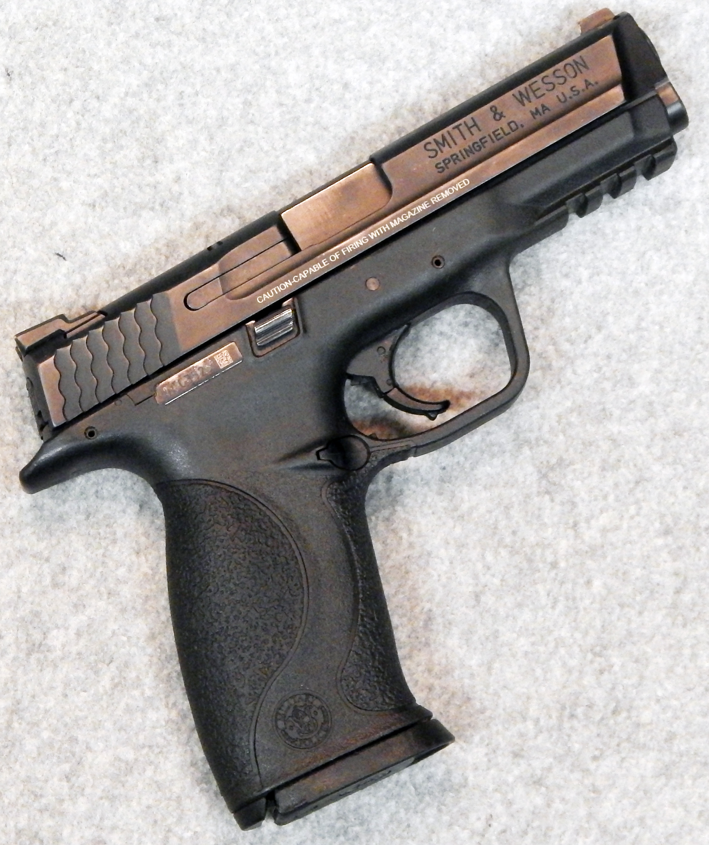 Image of Smith & Wesson ~ M&P40 ~ .40 S&W.