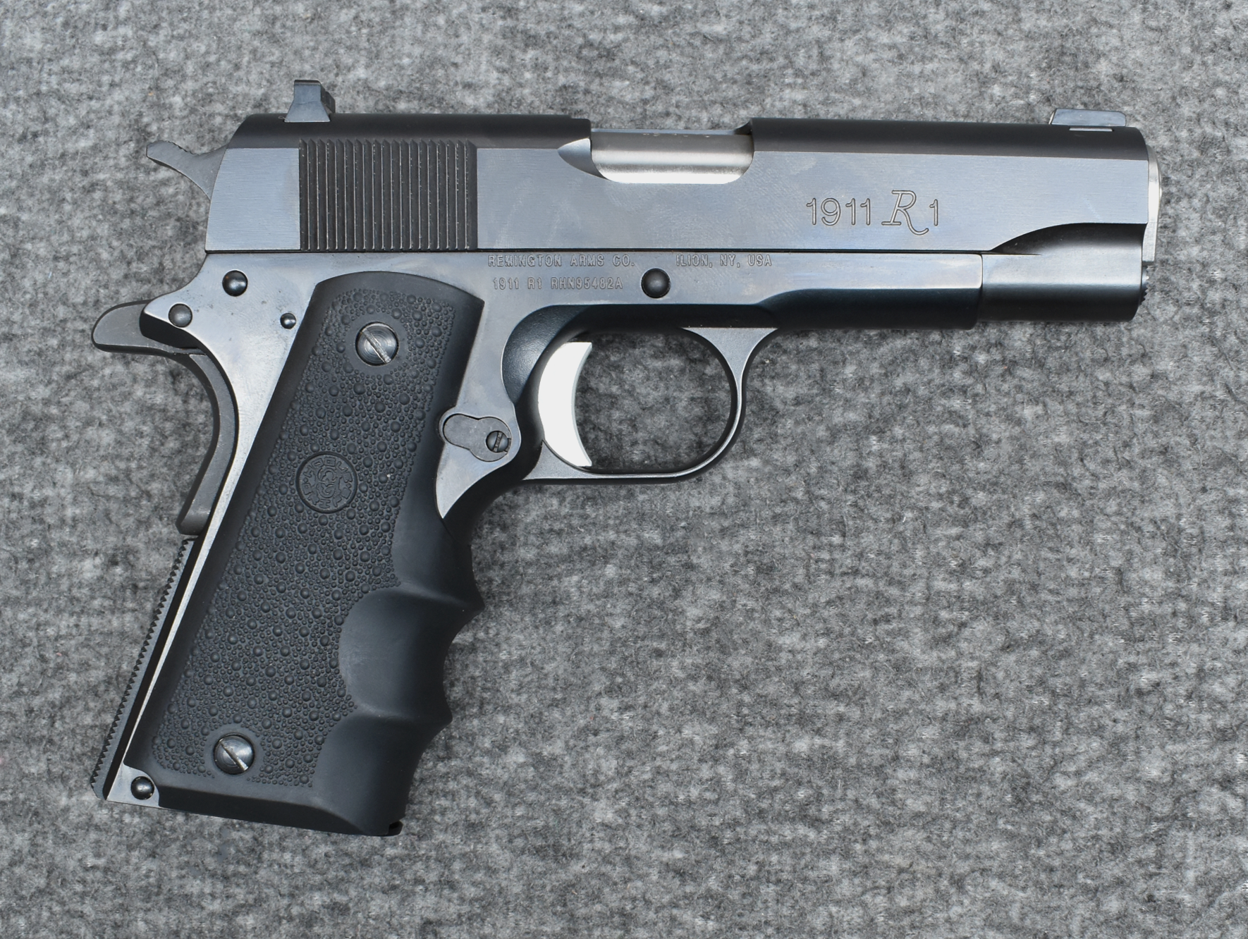 Remington ~1911 R1~ .45 Auto - Remington