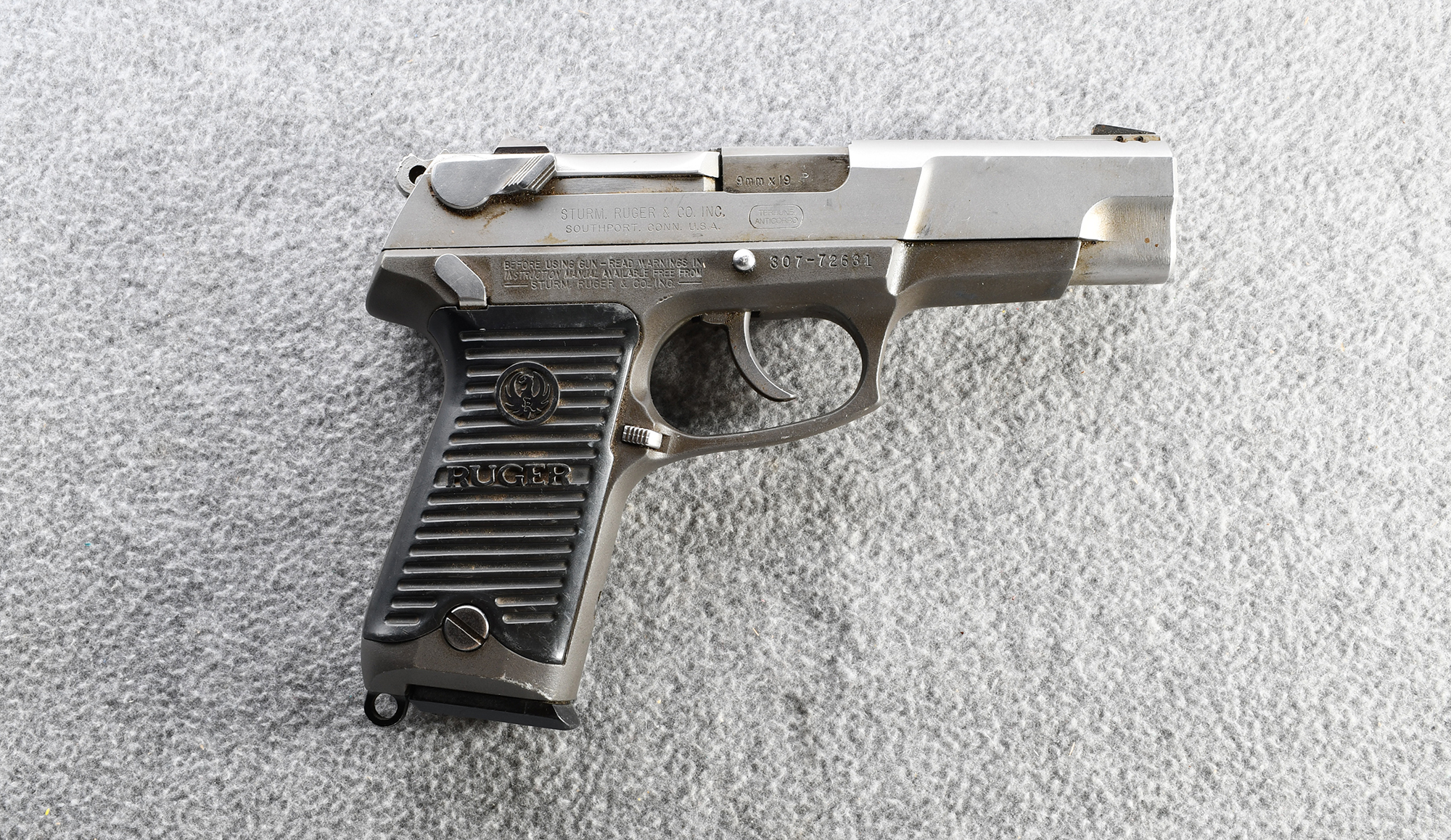Sturm Ruger &Co ~ P89 ~ 9mm - Ruger