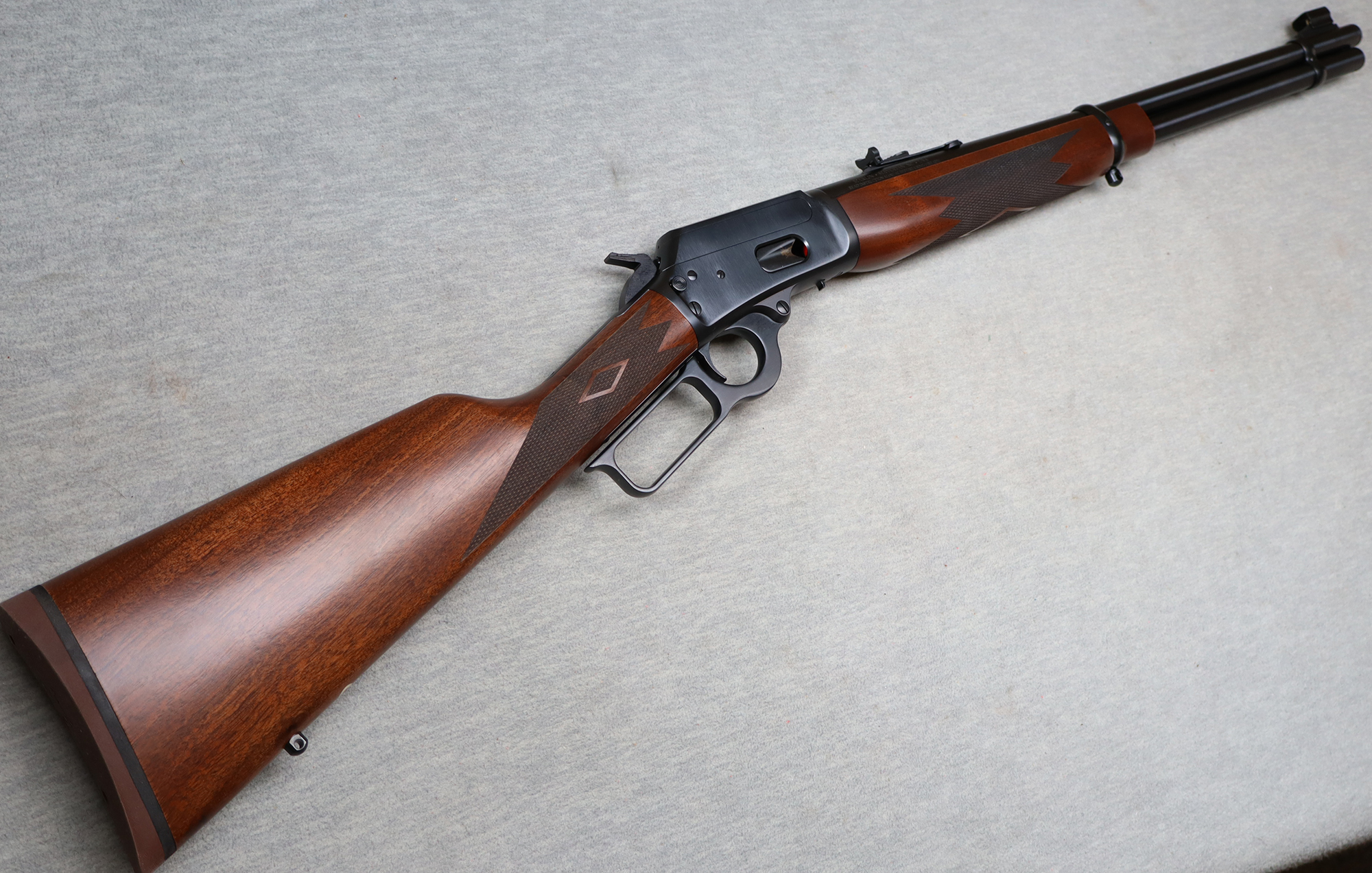 Image of Marlin ~ Model 1894 Classic ~ .44 MAG