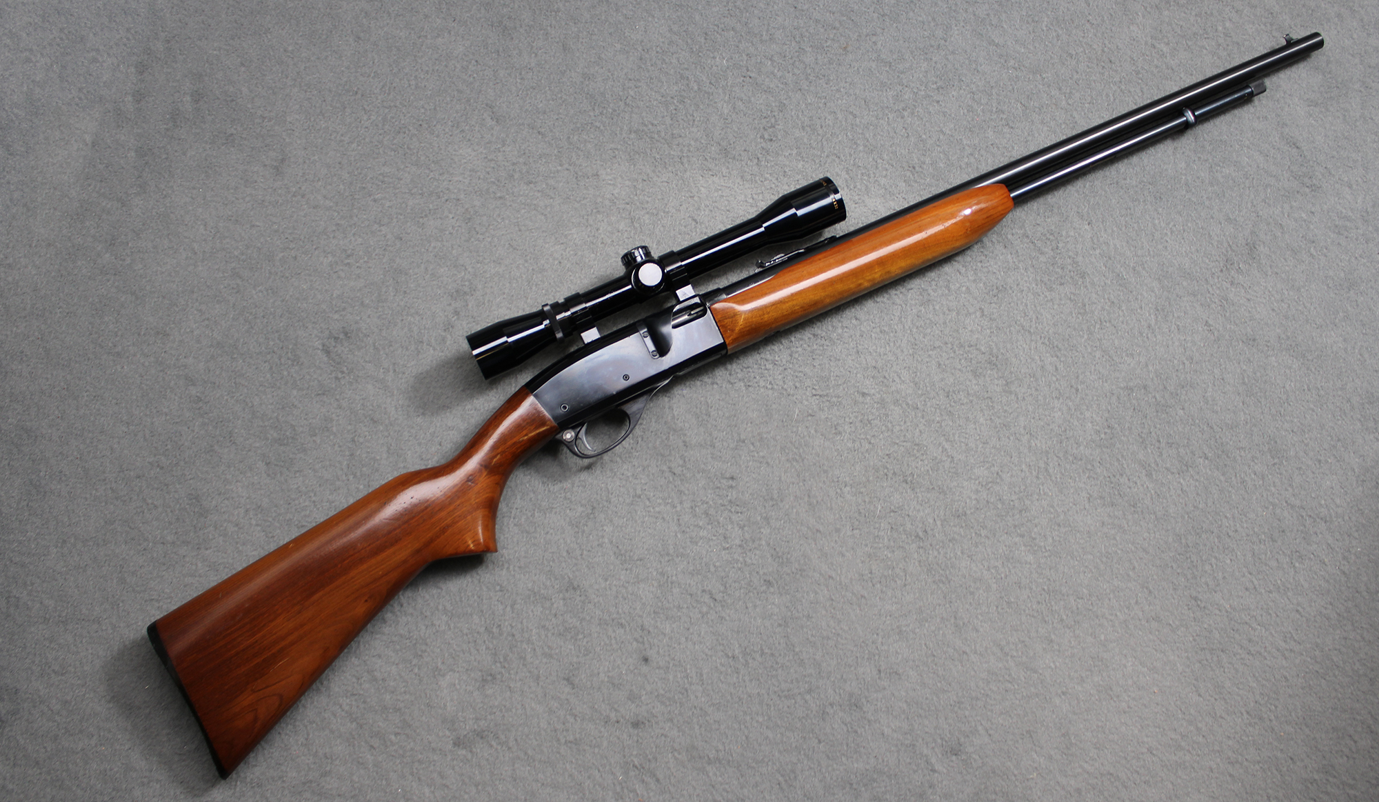 Image of Remington ~ 552 Speedmaster ~ .22 Short, Long, Long Rifle