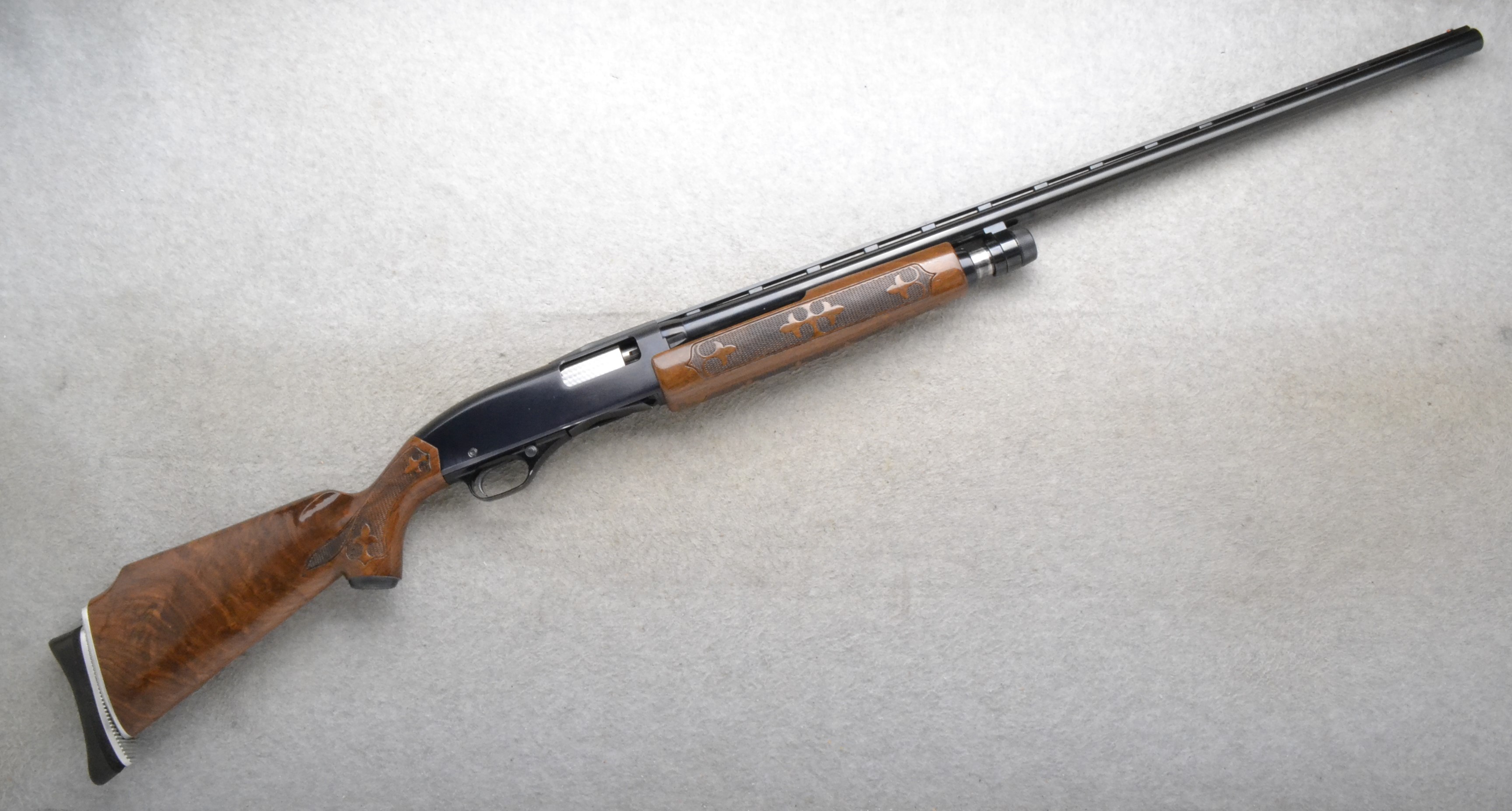 Winchester ~ 1200 ~ 12 Gauge - Winchester