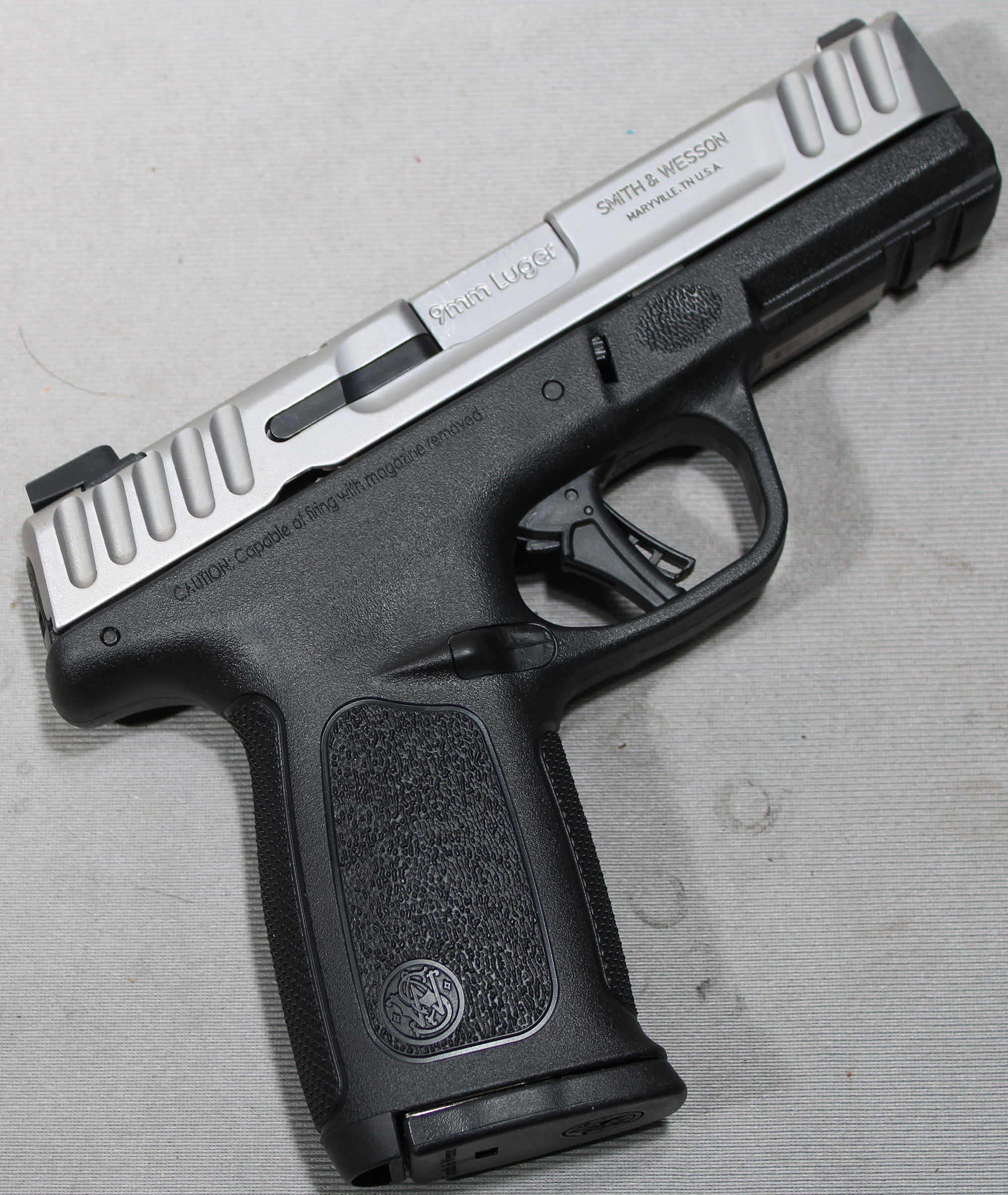 Smith &Wesson ~ SD9 2.0 ~ 9mm - Smith & Wesson