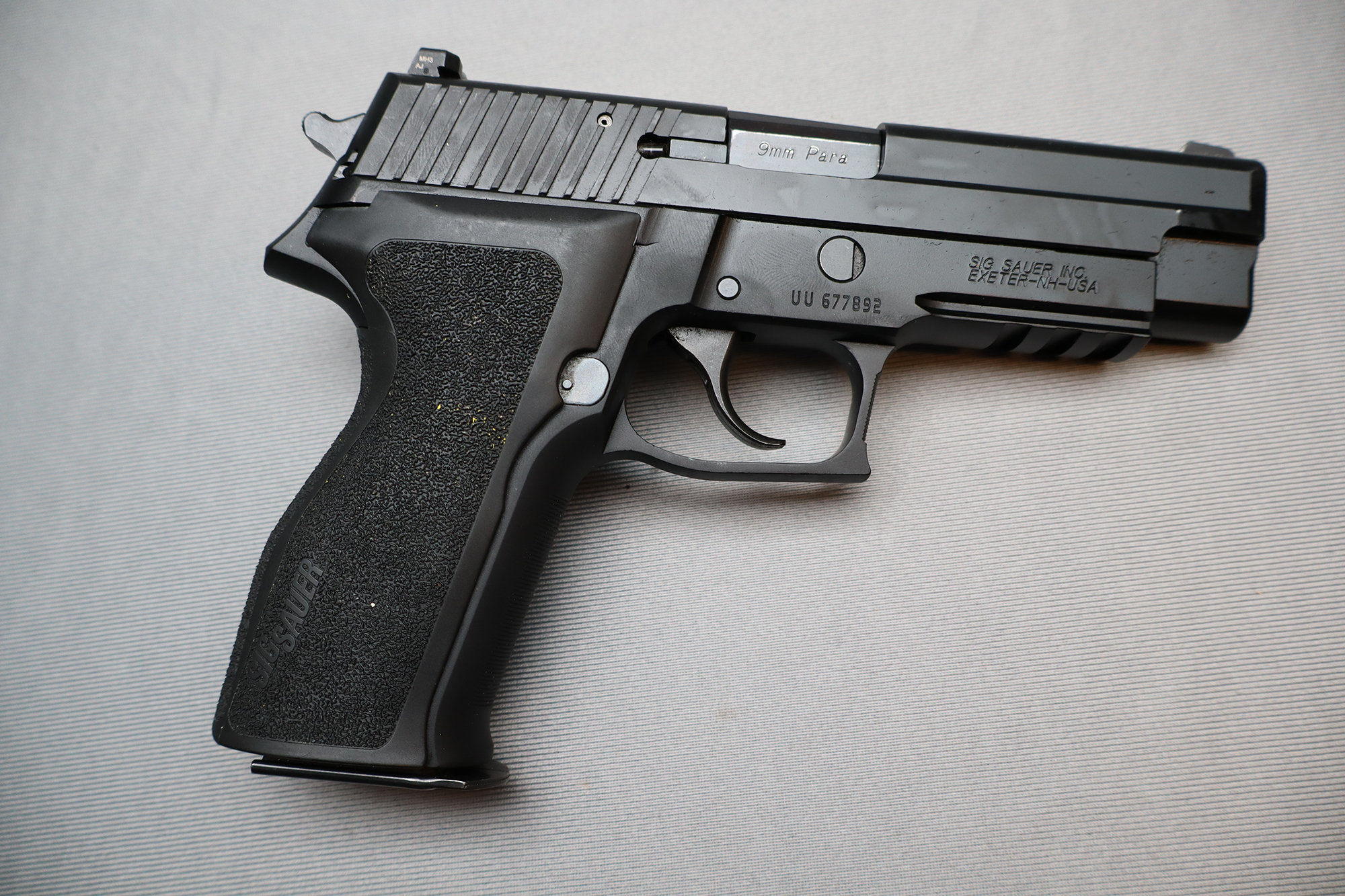 Sig Sauer ~ P226 ~ 9mm Luger - Sig Sauer