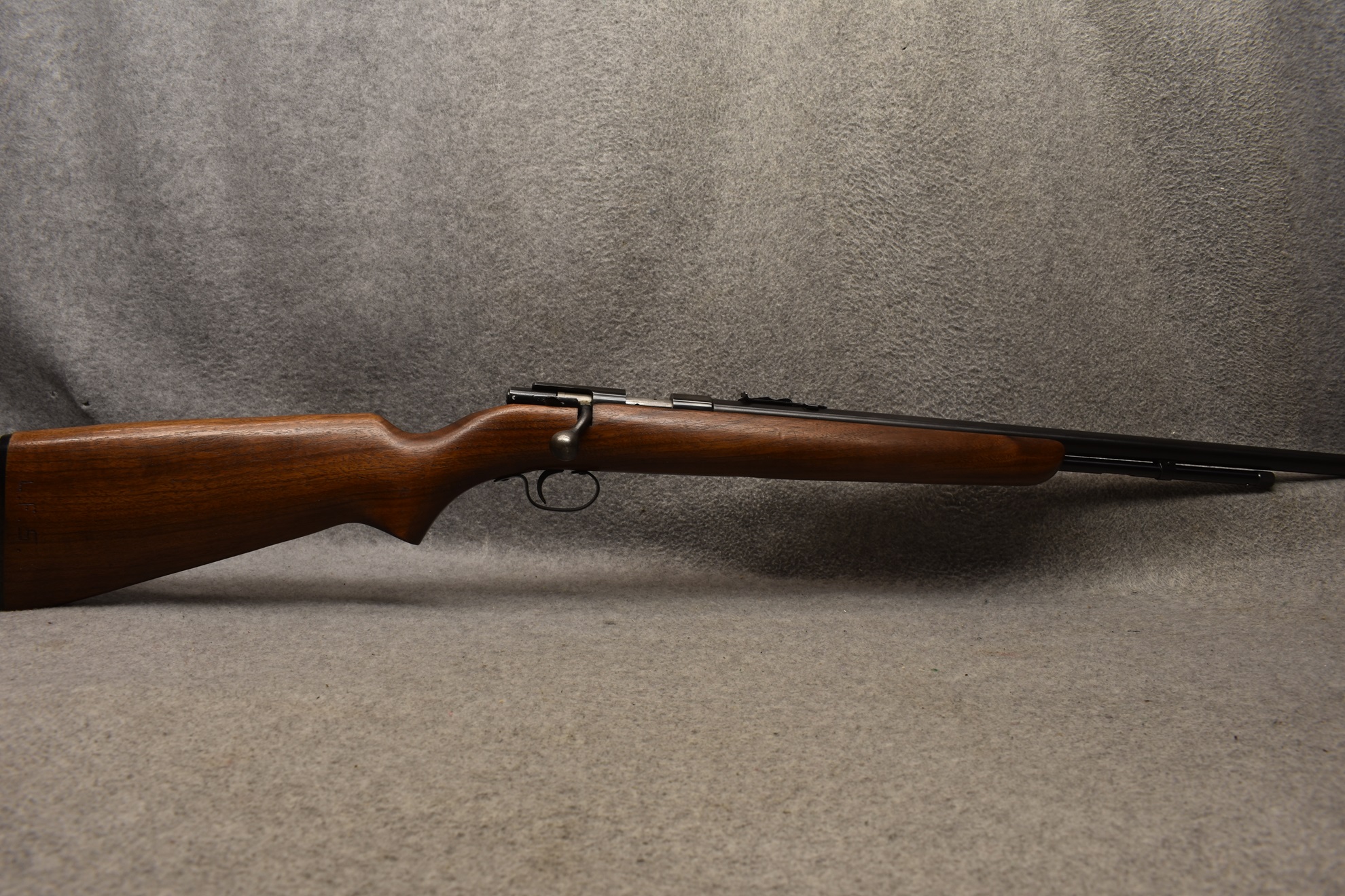 WINCHESTER ~ 72 ~ .22 S, L, LR - Winchester