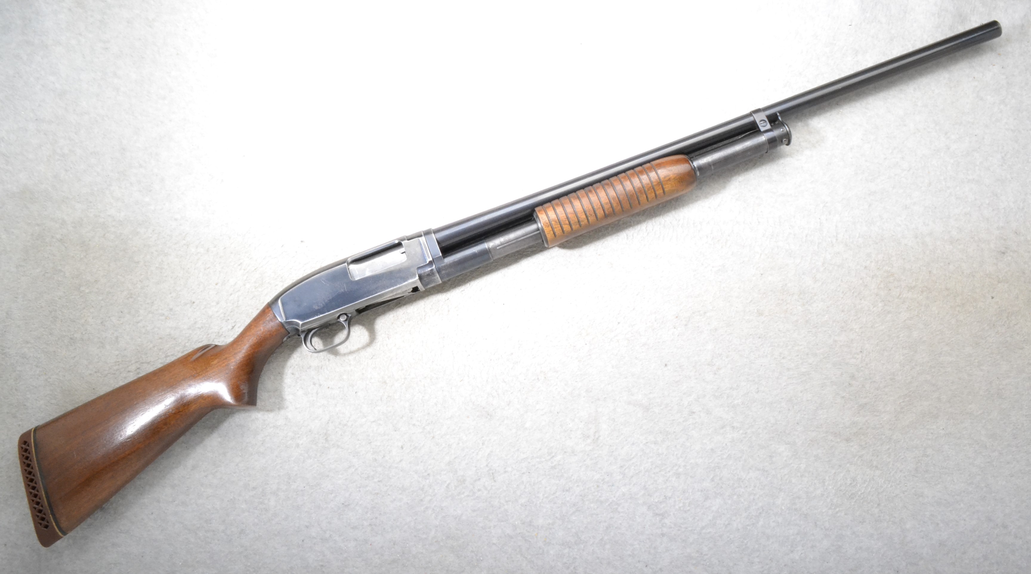 Winchester ~ 12 ~ 12 Gauge - Winchester