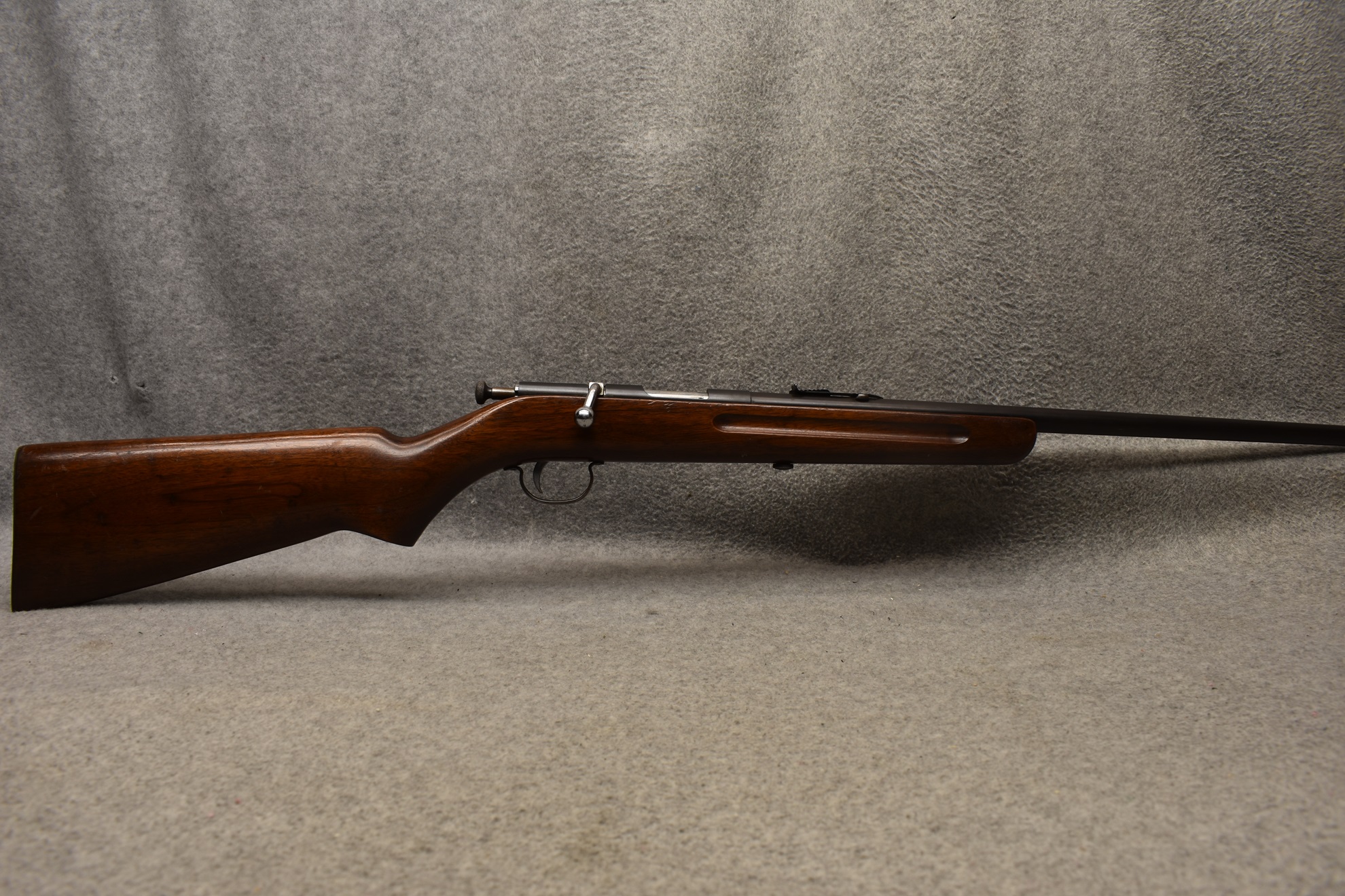 Image of REMINGTON ~ 33 ~ .22 S, L, LR