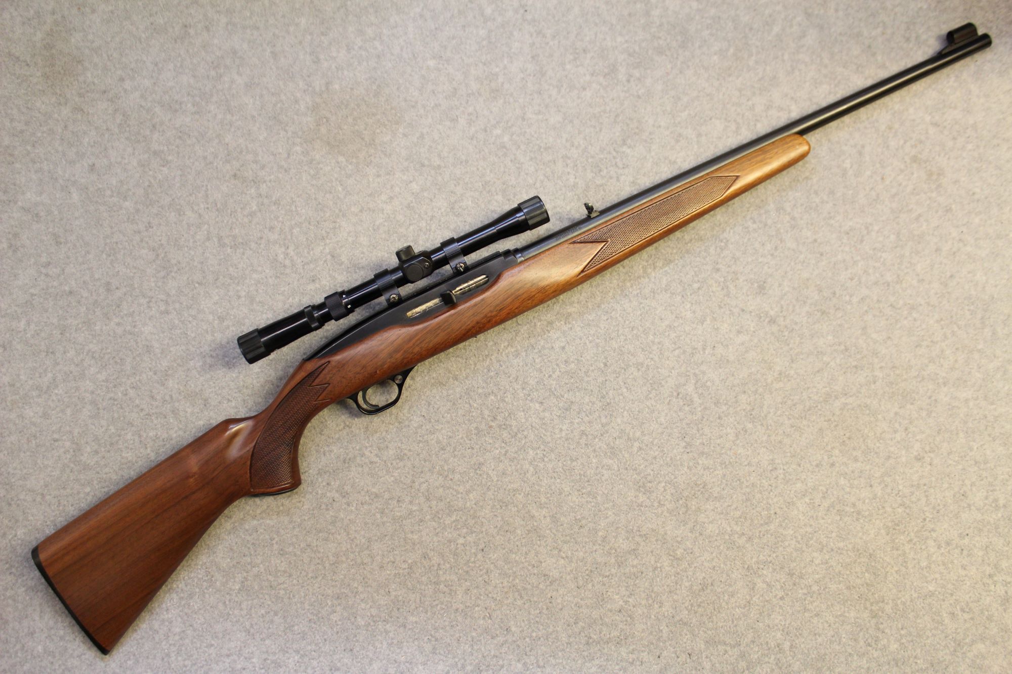 Winchester ~ Model 490 ~ .22 LR - Winchester
