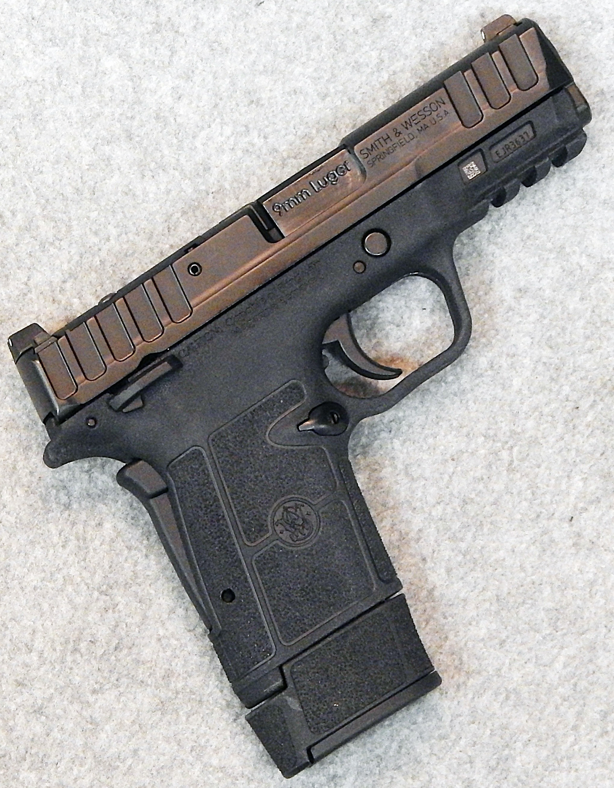 Smith &Wesson ~ Equalizer ~ 9 mm Luger. - Smith & Wesson