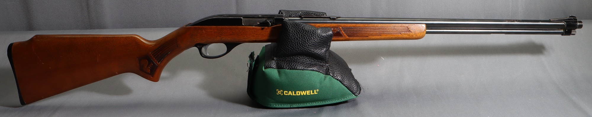 Glenfield ~ 60 ~ .22 Long Rifle - Glenfield