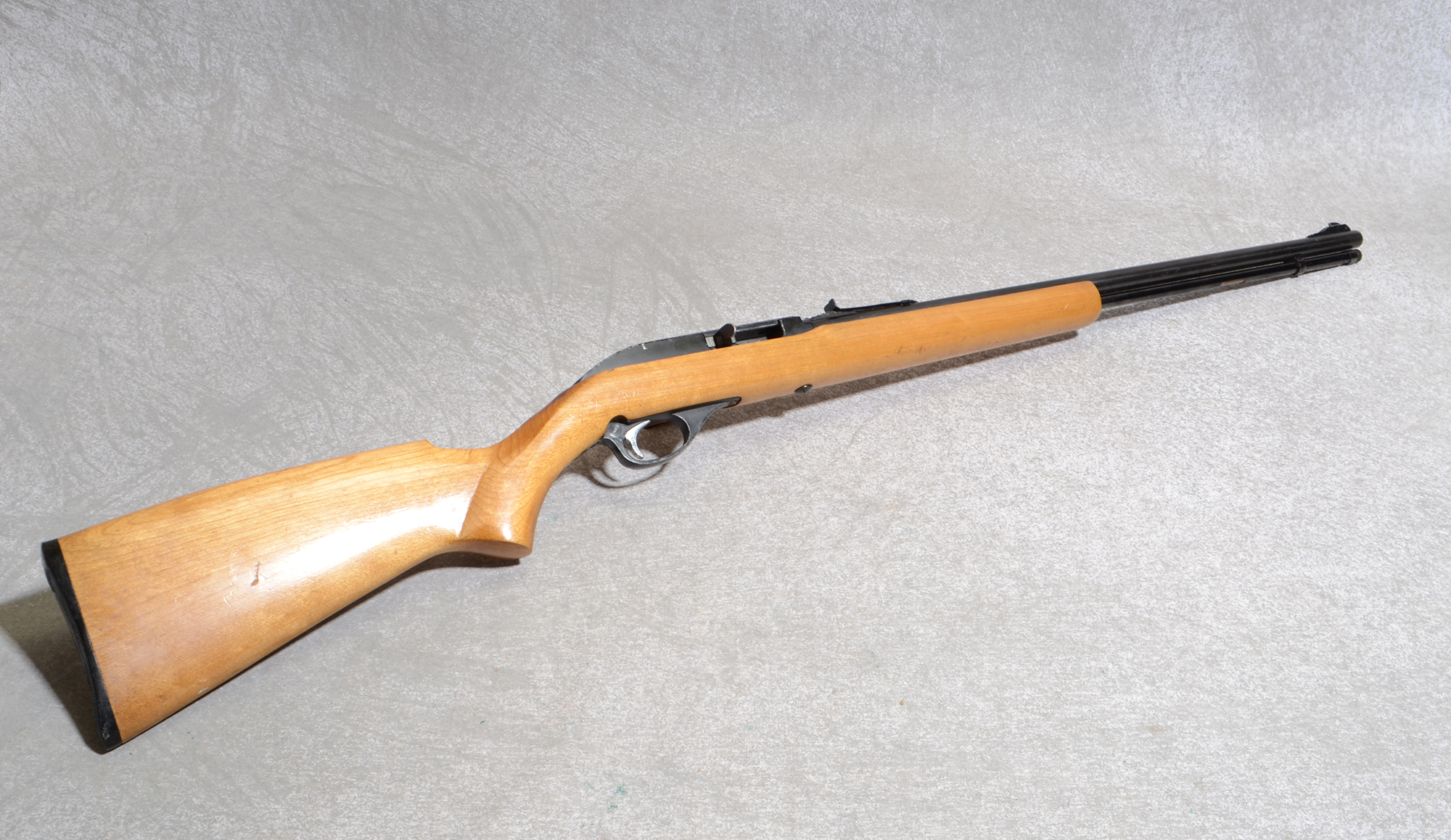 Image of Marlin Model 60 Rifle, .22 Long Rifle, 21 inch Barrel