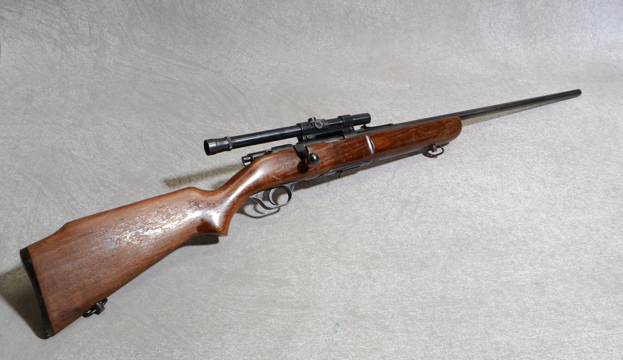 Image of Savage Model 40 Deluxe Rifle, .22 Small, Long, Long Rifle, 23 inch Barrel