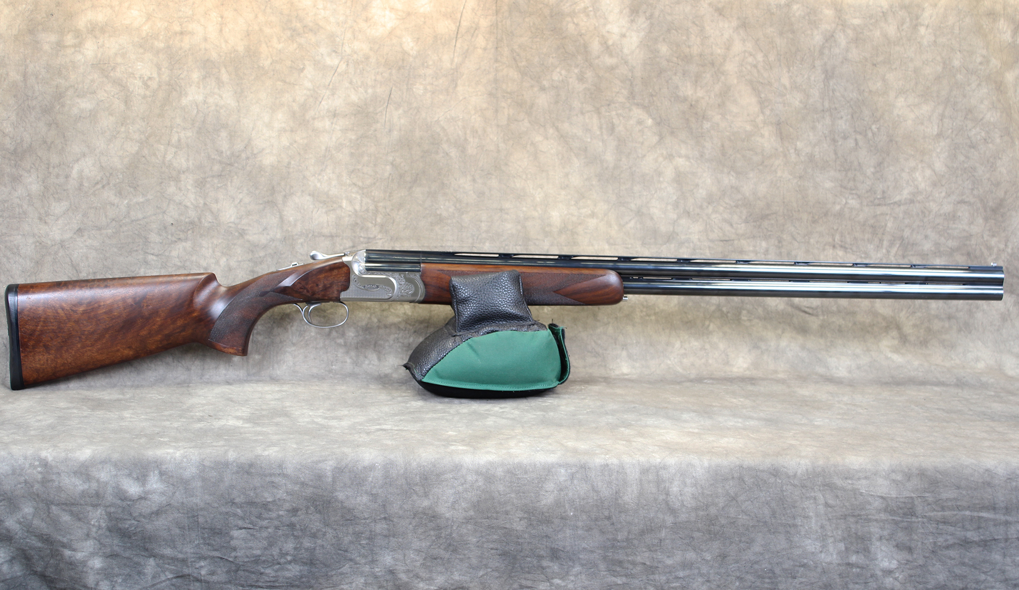 Caesar Guerini ~ Invictus I ~ 12 Gauge