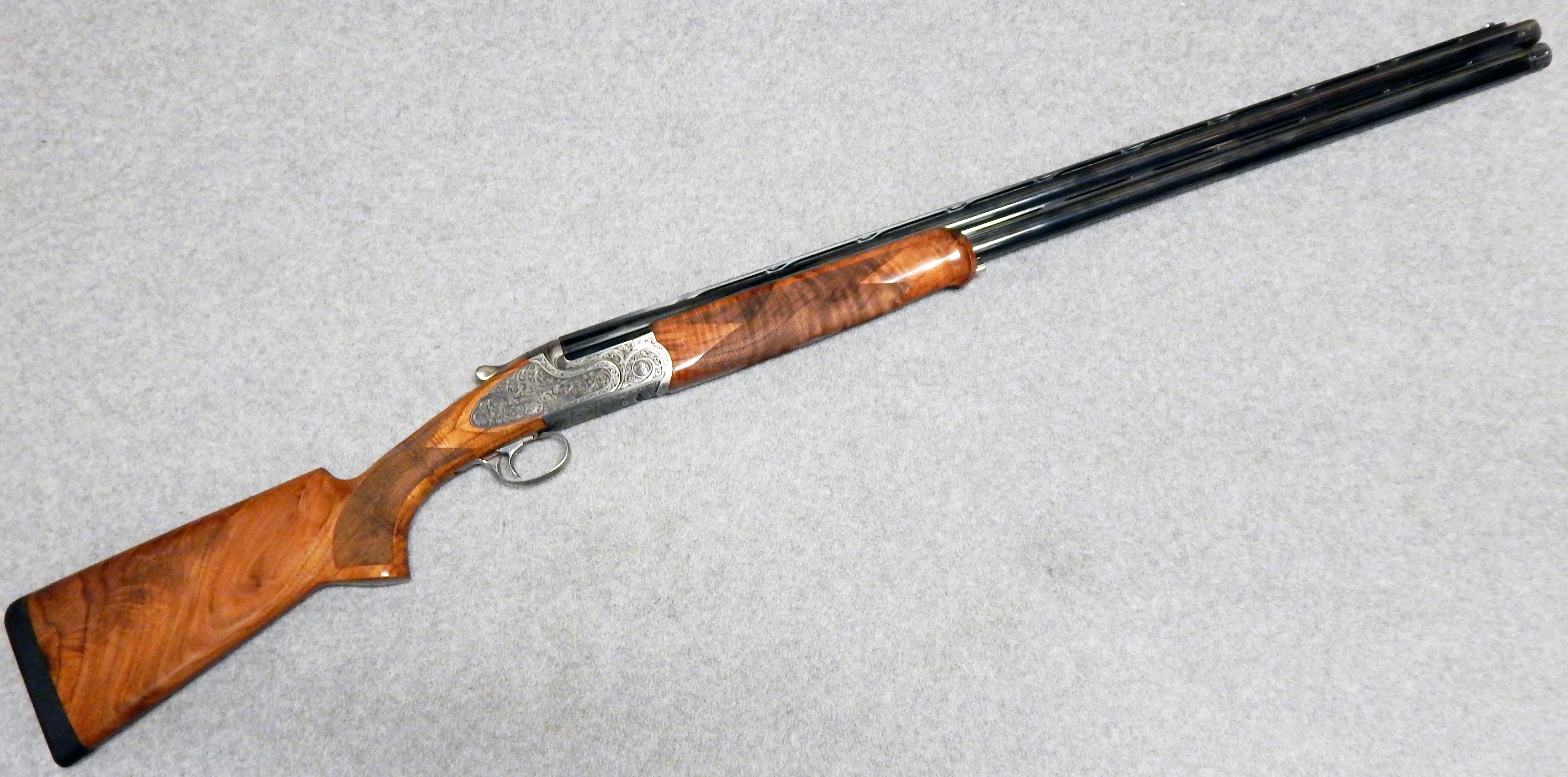 Caesar Guerini ~ Maxum ~ 12 Gauge. - 