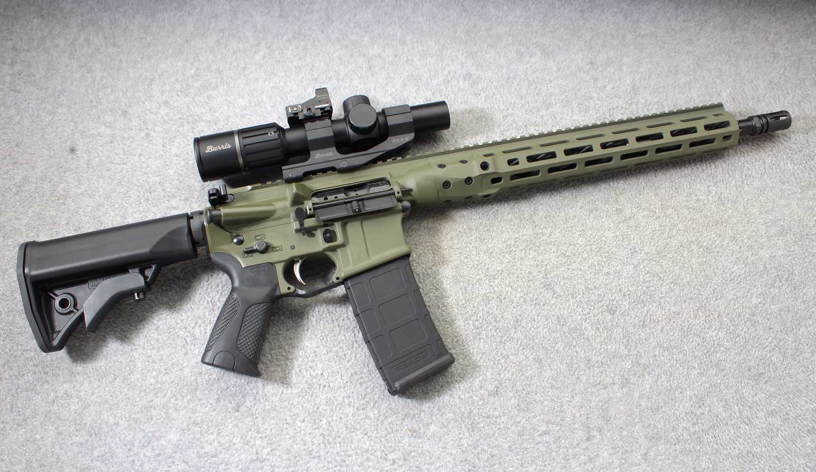 LWRC International ~ M6IC ~ 5.56x45mm NATO - LWRC