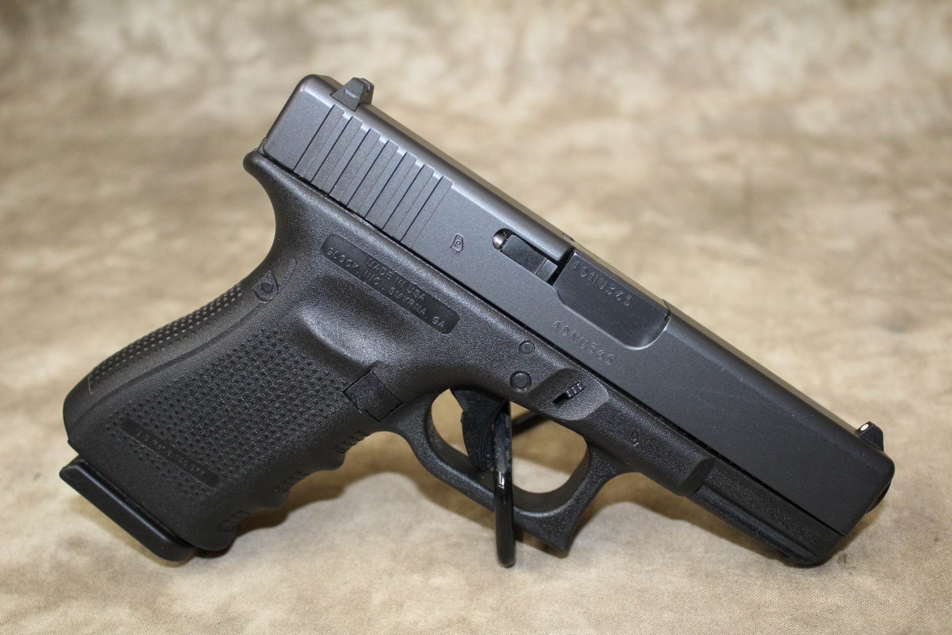 Glock~23 Gen4~.40 S&ampW - Glock